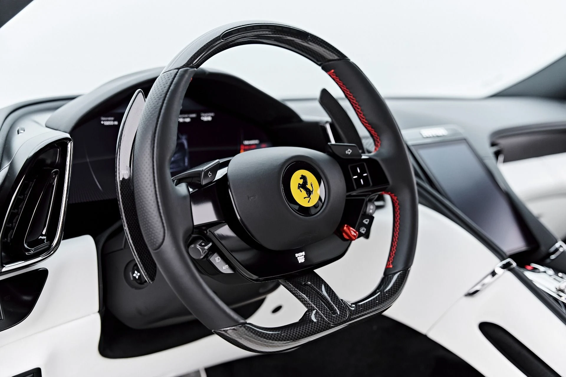 mph047_1667655505_Used_2022_Ferrari_Roma_Base_1787882132_ccddcc7281