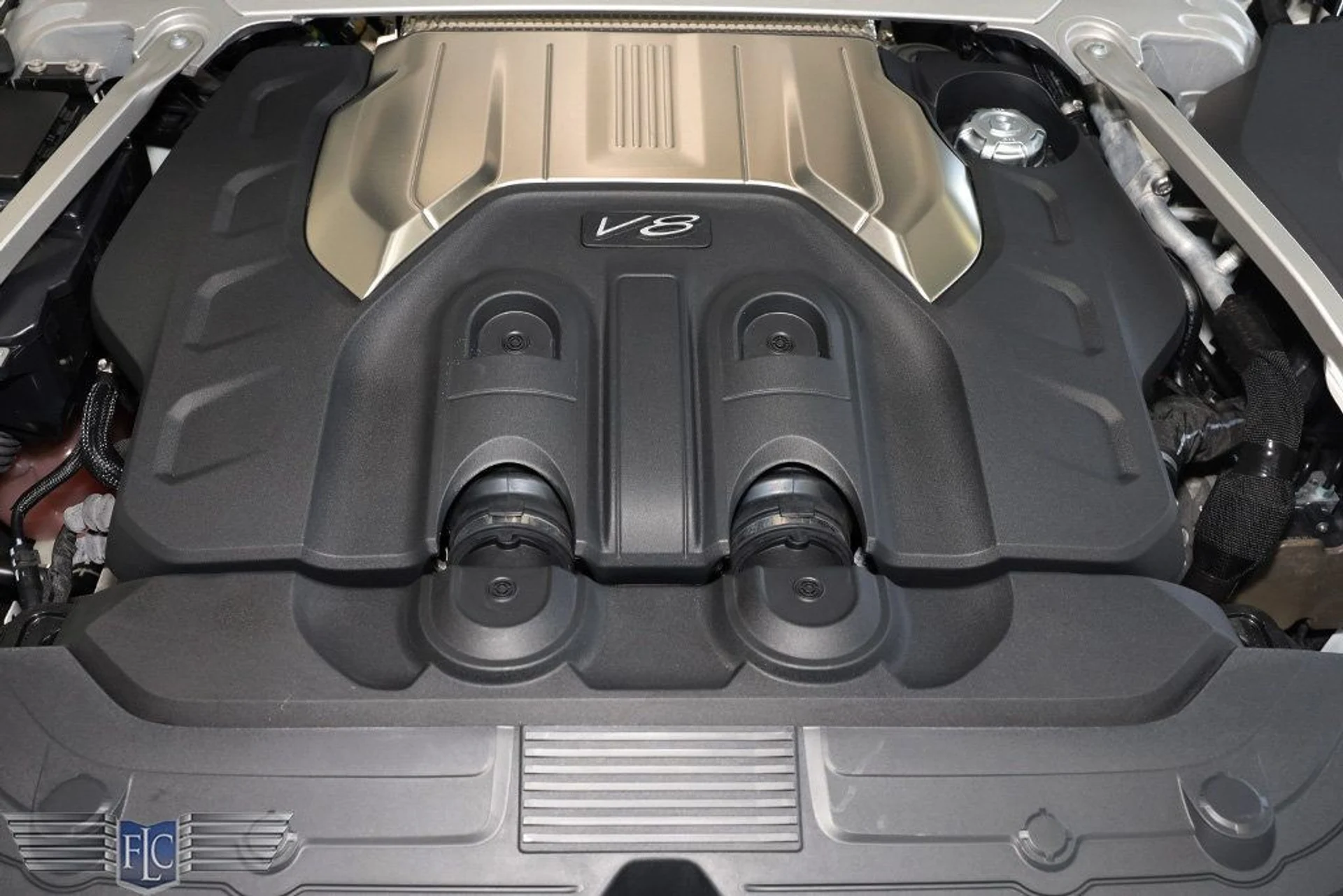 mph047_1673567931_used_2023_bentley_continental_gtazureconvertible_9689_22727335_48_1024_1c727dfaac