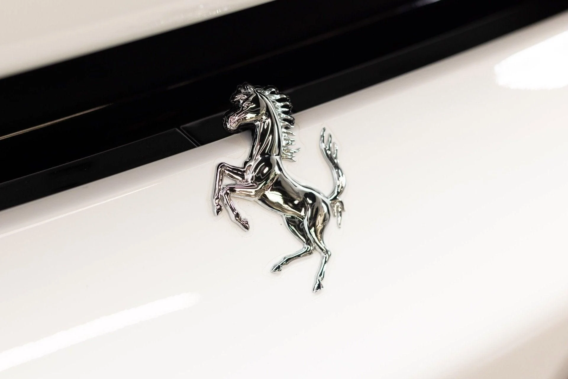 mph047_1674082018_Used_2022_Ferrari_SF_90_Spider_1777382767_7b45391445