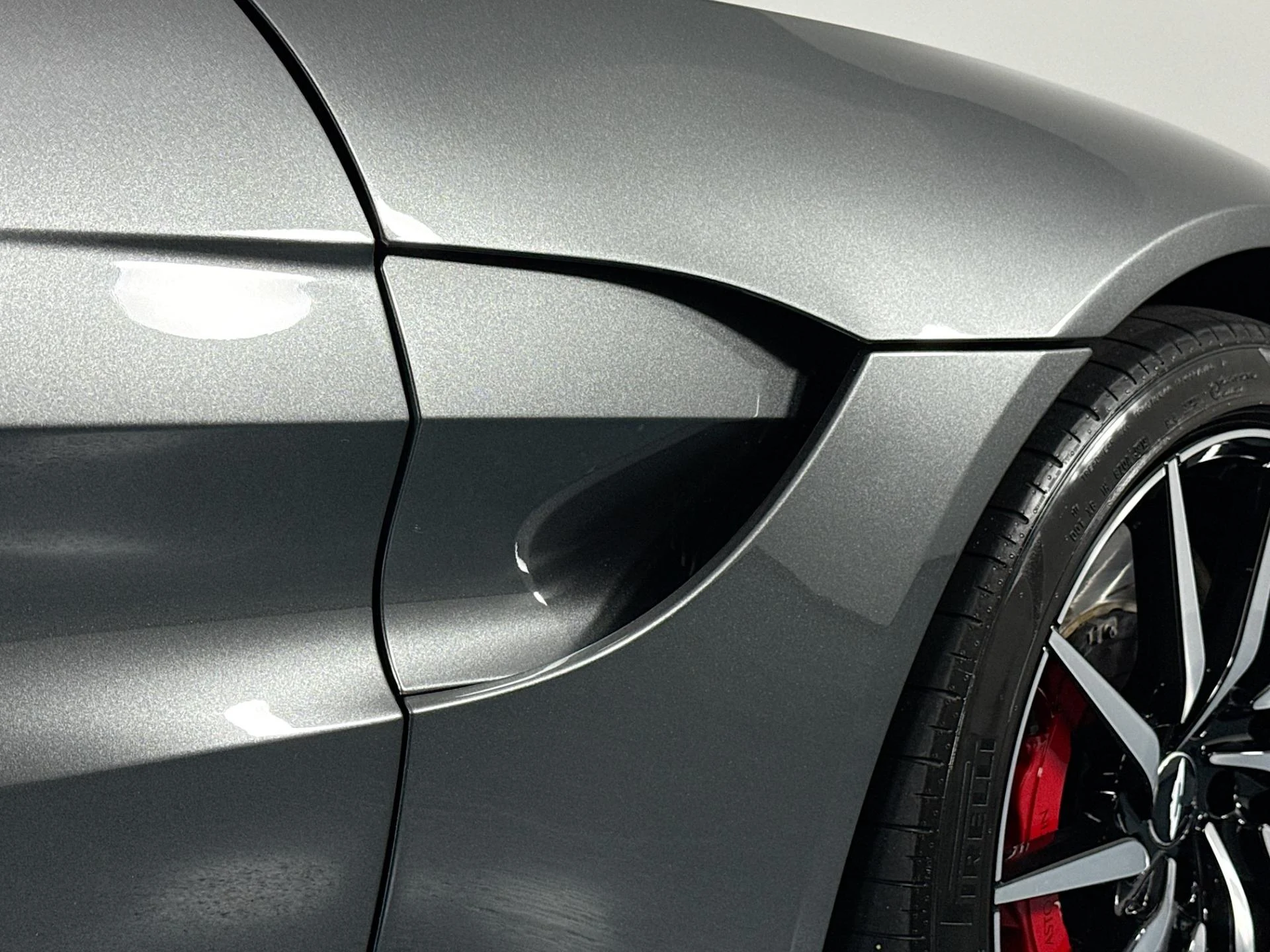 mph047_1677241328_Used_2020_Aston_Martin_Vantage_1784230078_0a094d8455
