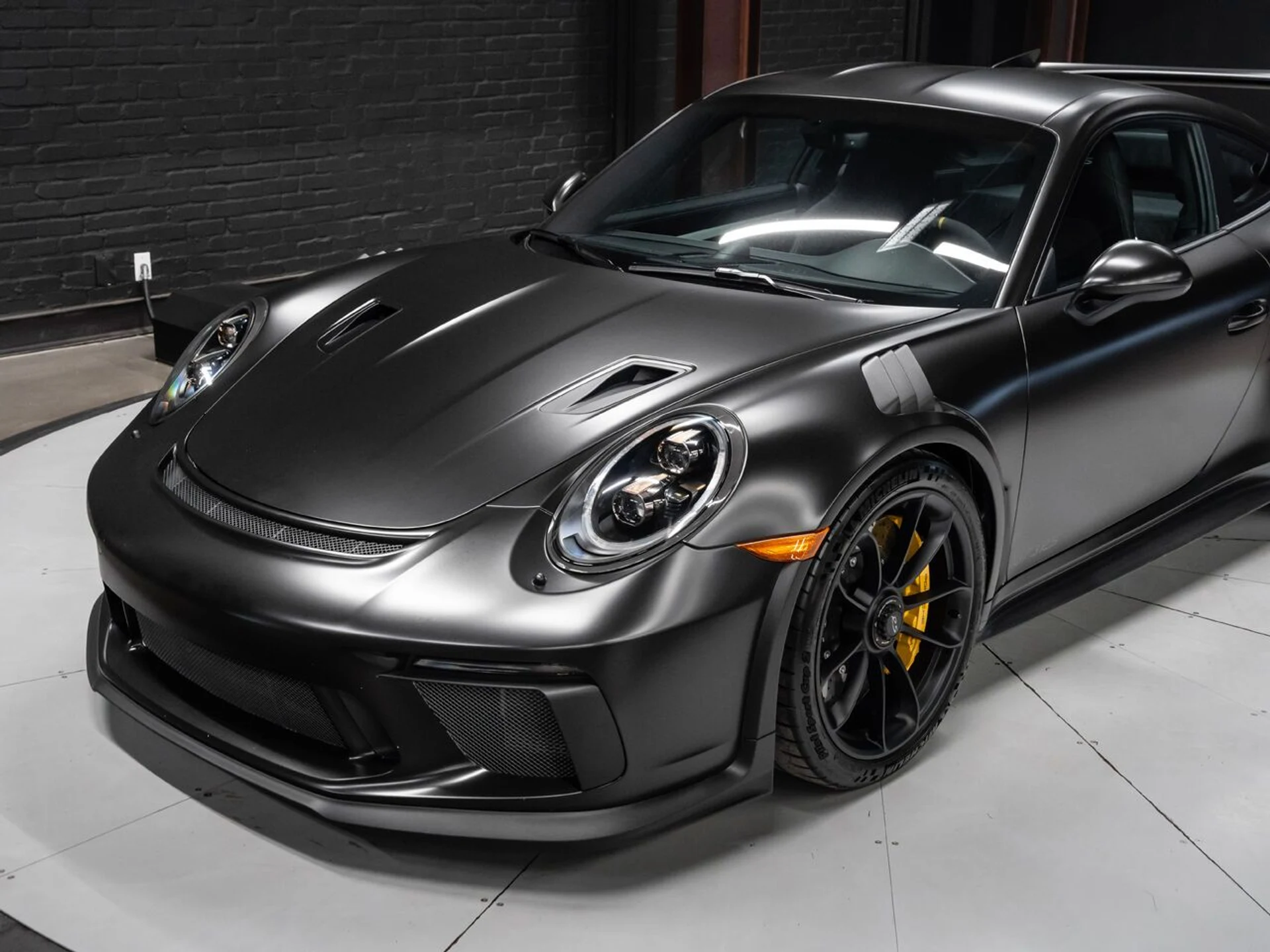 mph047_1677629624_porsche_911_2019_5da0ea579e