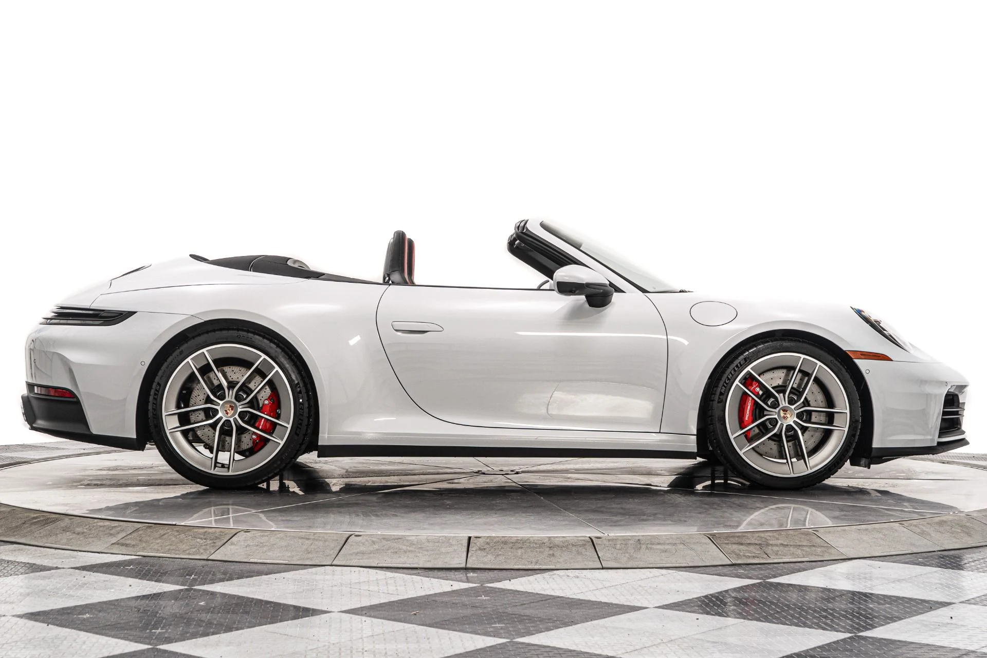 mph047_1707941797_Used_2026_Porsche_911_Carrera_S_Cabriolet_1756320785_0e9af0e214