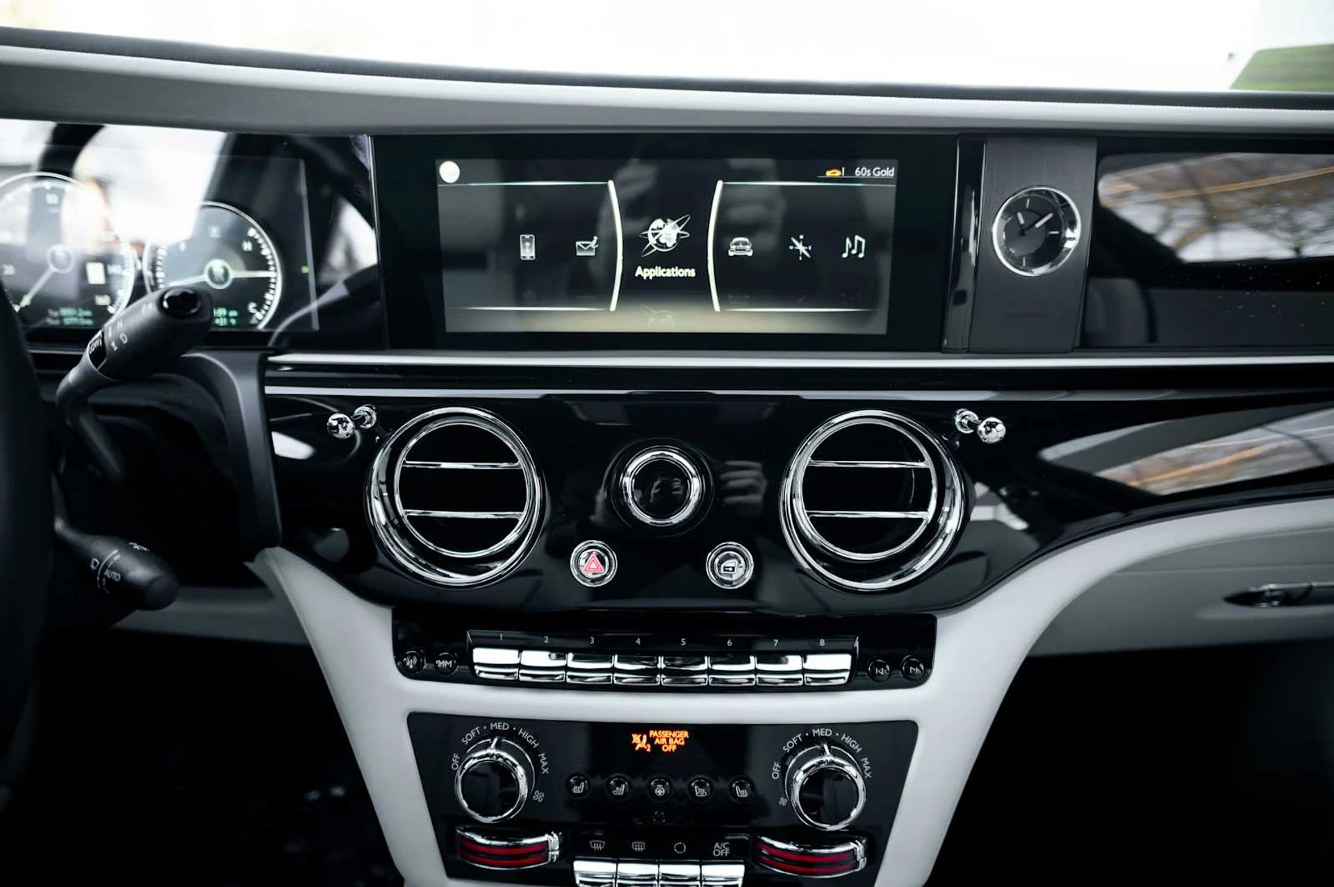 mph047_172375120_ffe2fd6e3e91f696f89b96ee7b7301f9x_bfe8a4aa89