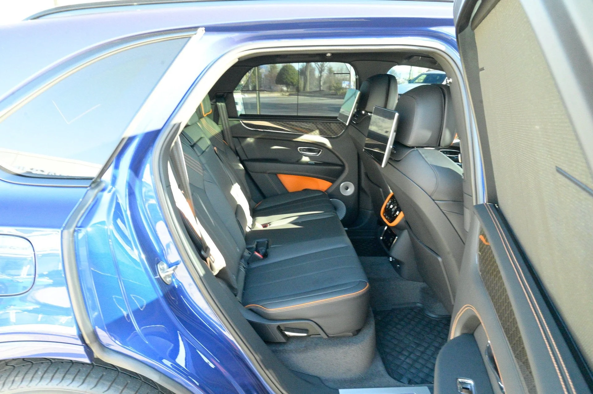 mph047_172668629_55c4060575bf4057be621f9e50254485_7b326e42a5