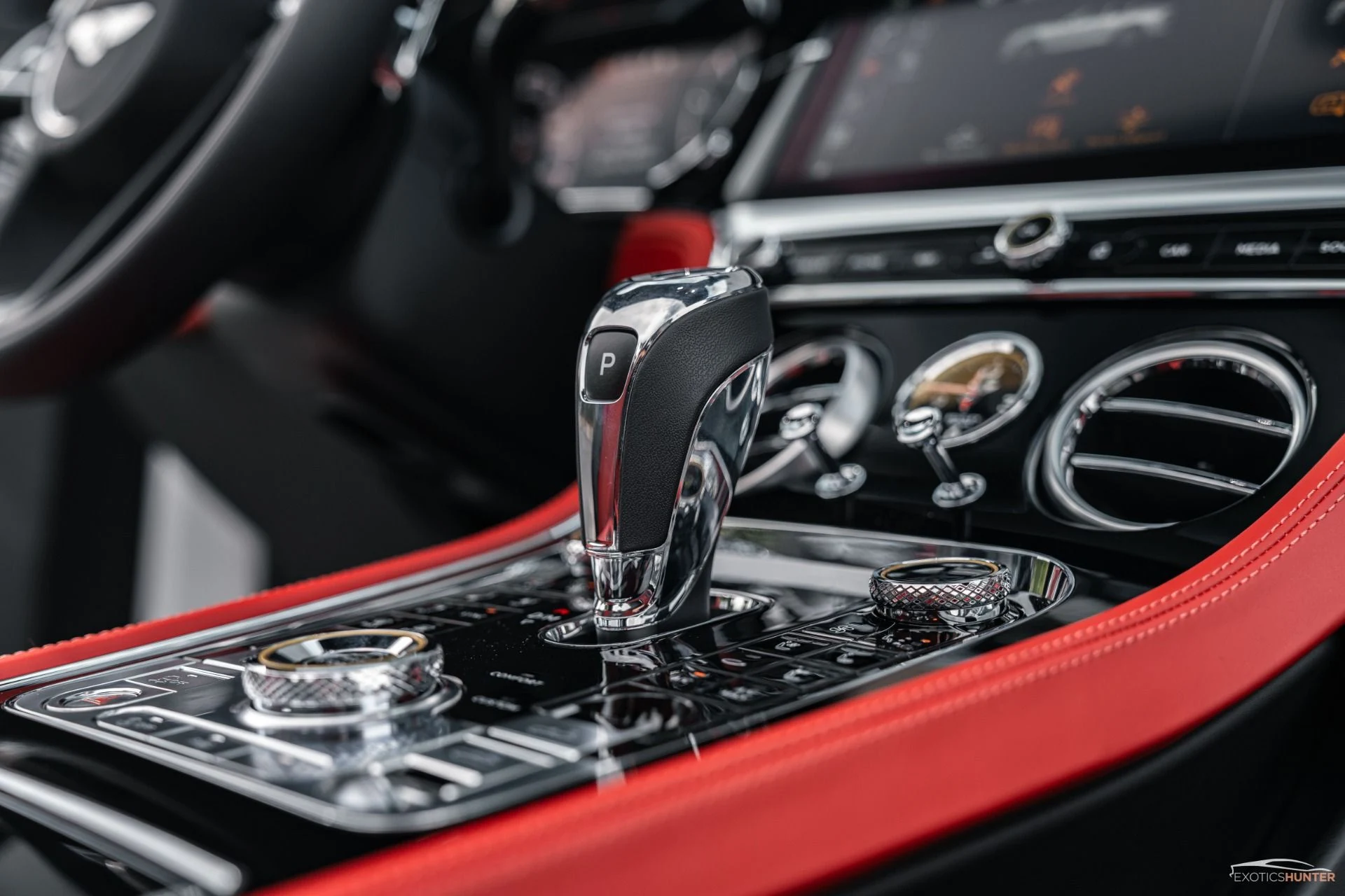 mph047_1729781178_Used_2020_Bentley_Continental_GTC_280_K_MSRP_Mulliner_Blackline_Rotating_Display_1766938877_b2deb5079a