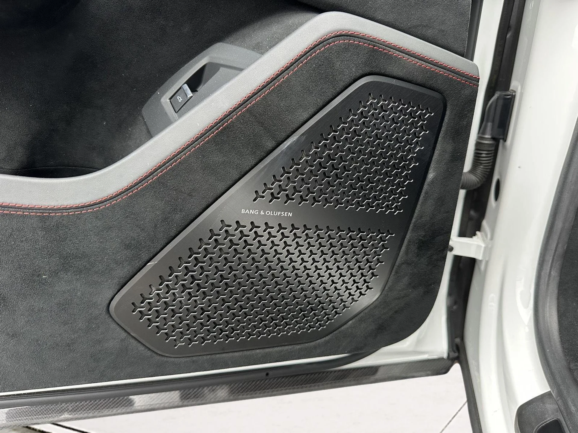 mph047_175132003_042aab0a0c8416eed8bd02b0d6b34d35_99c8bbc175