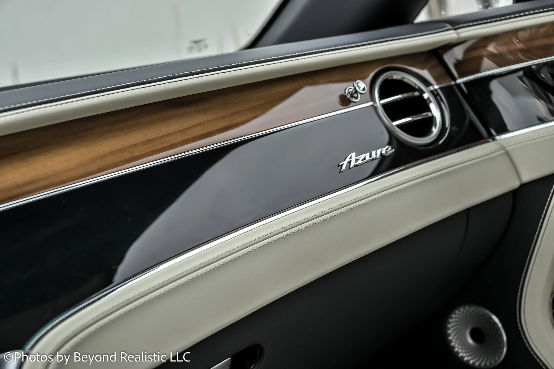 mph047_1751587882_Used_2024_Bentley_Continental_GT_Azure_Convertible_1761724807_a33d91d3b9