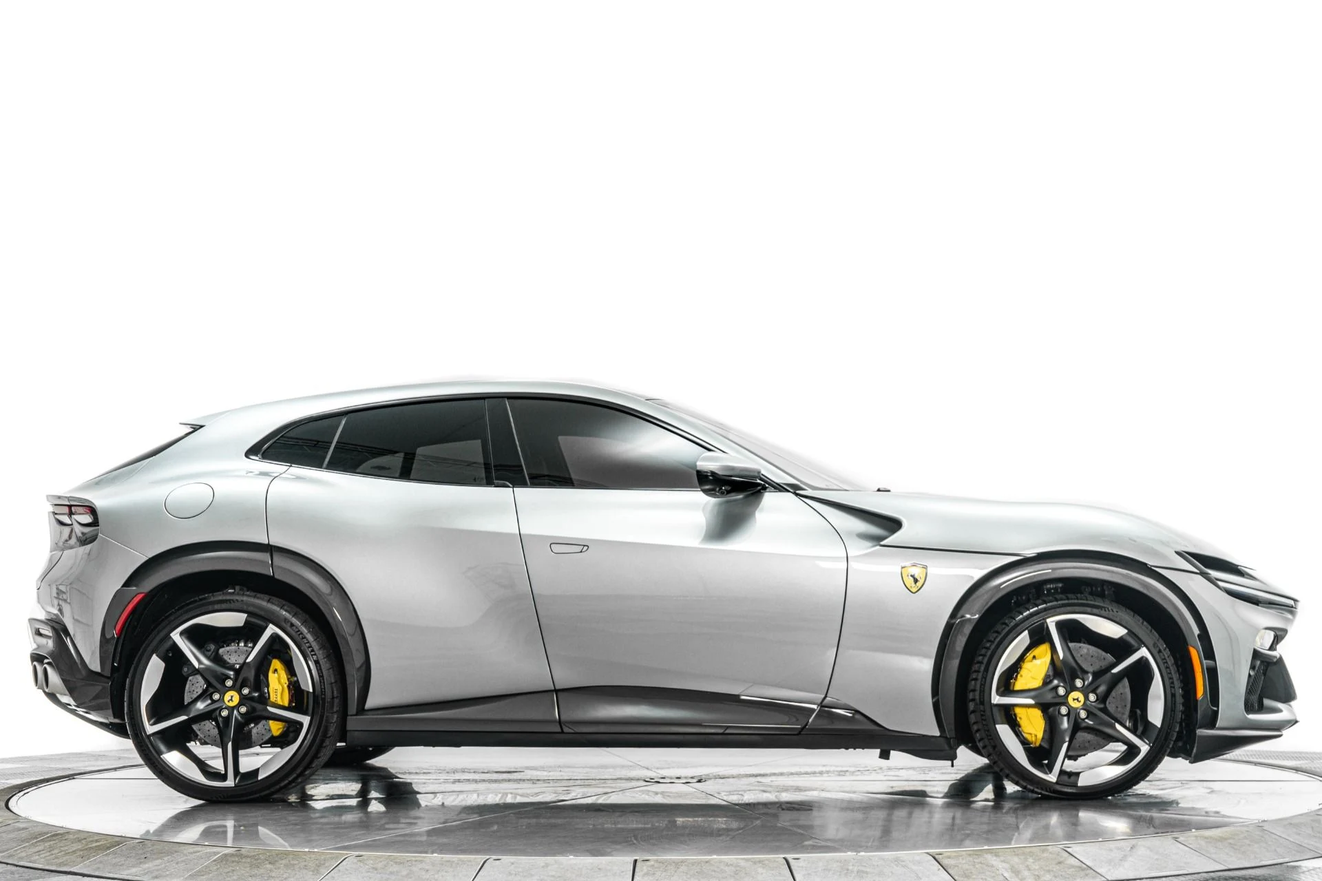 mph047_1753538369_Used_2025_Ferrari_Purosangue_1781820136_8f8f934e25
