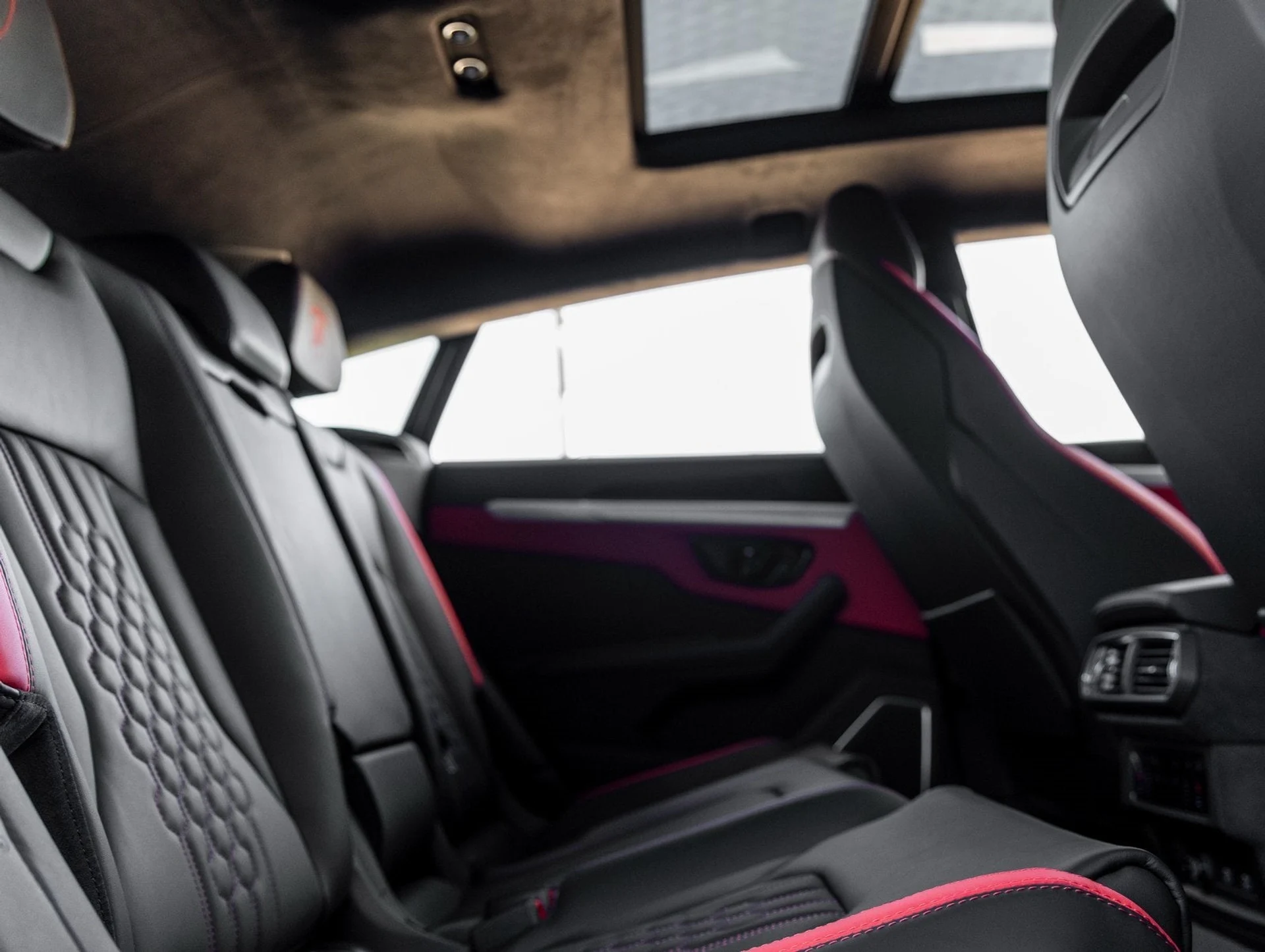 mph047_1756010206_48_587b8dc173