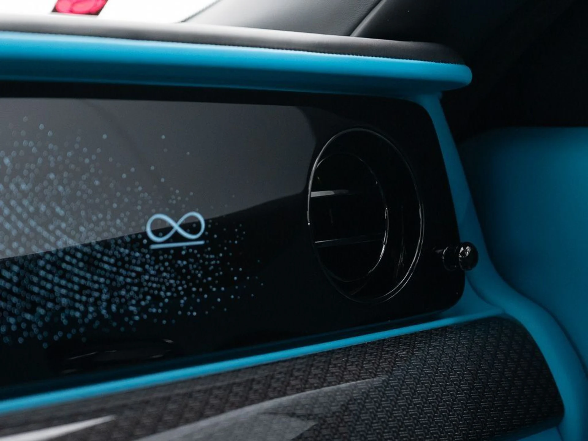 mph047_1764162190_7b93475e193f7f787d66a068394a91a1_7371accd32