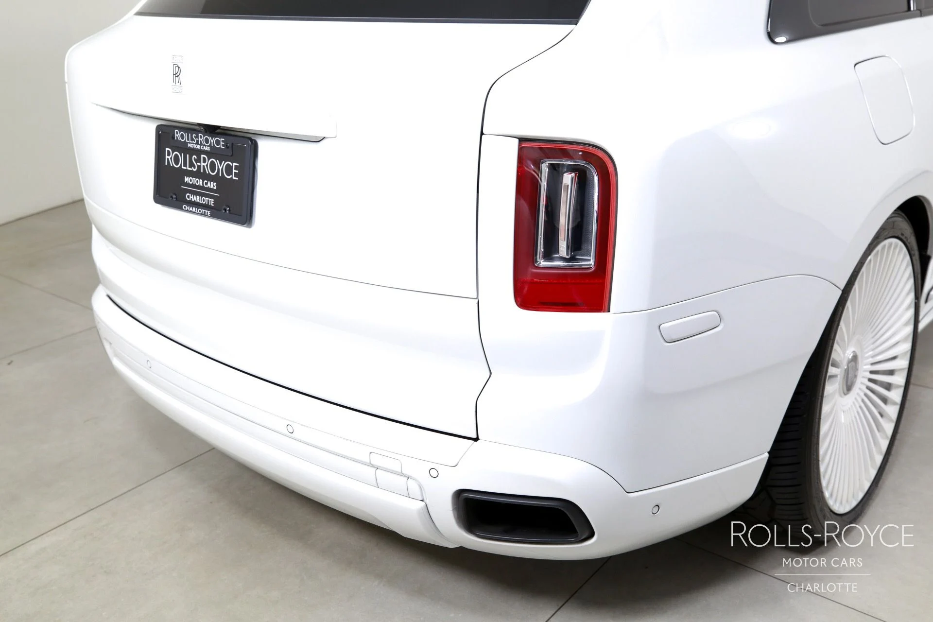 mph047_1803344280_Used_2021_Rolls_Royce_Cullinan_1754591602_bbe67642f5