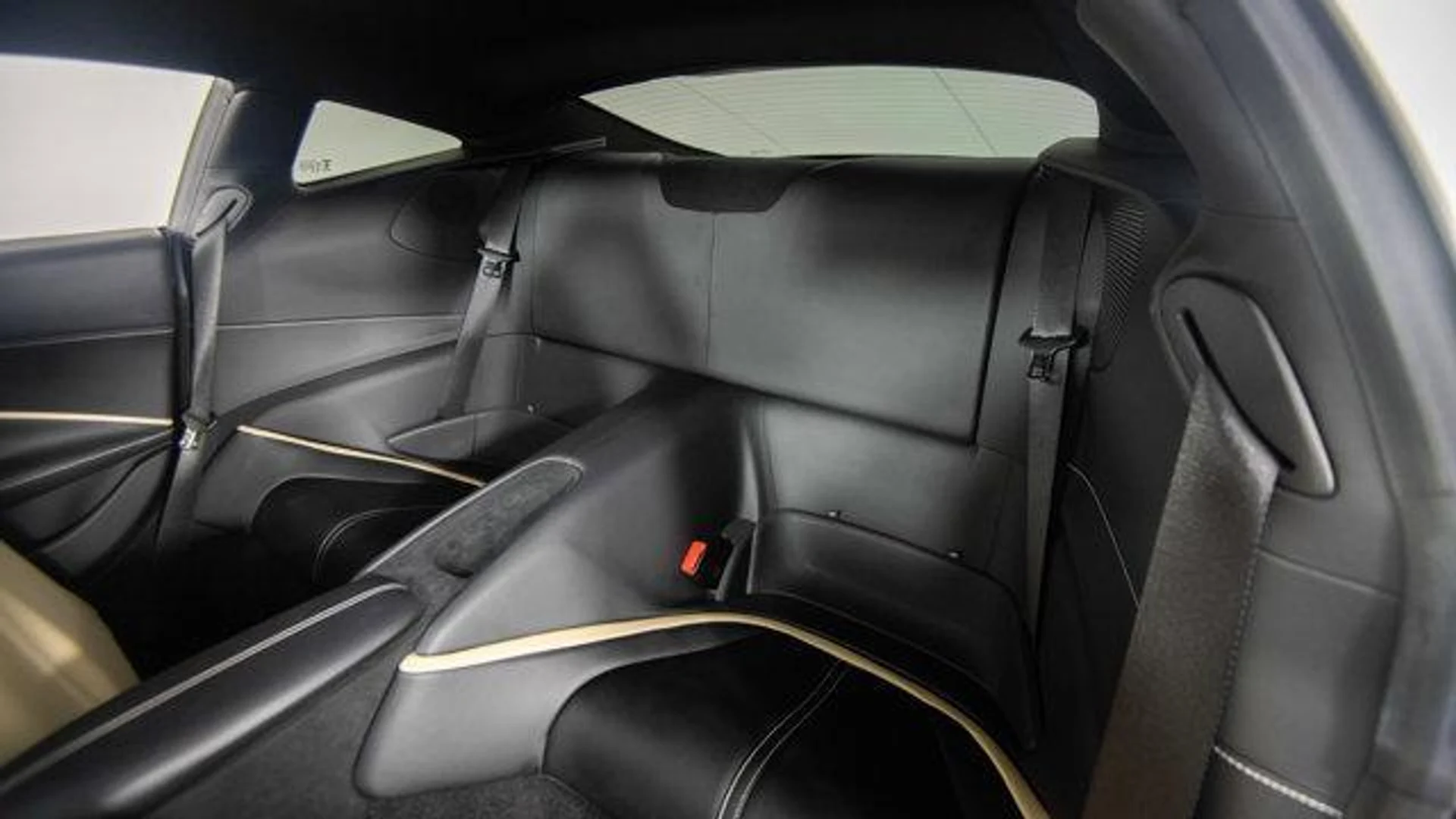 mph047_1818395683_SH_Rcqc_Uyh_Bmi_Wc7_VQ_5_UAK_Mgakx0_bdfa38a372