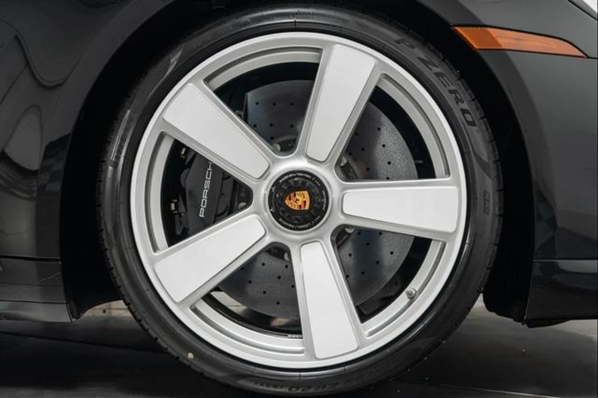 mph047_1826750638_Po_WY_Ics_JCQ_4b_M_Gwg_Q0fy_H_Mz_YZY_b4914eb24d