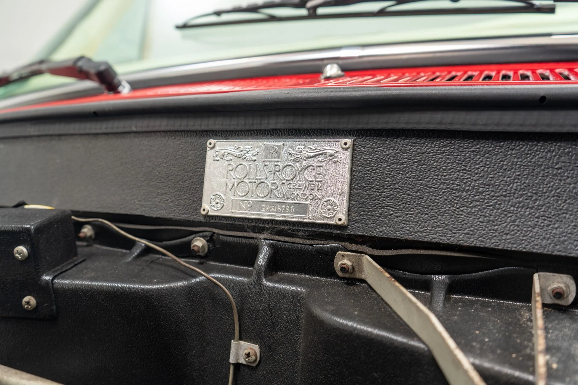 mph047_1834068746_Used_1987_Rolls_Royce_Corniche_II_1780955595_2ca38b7b75