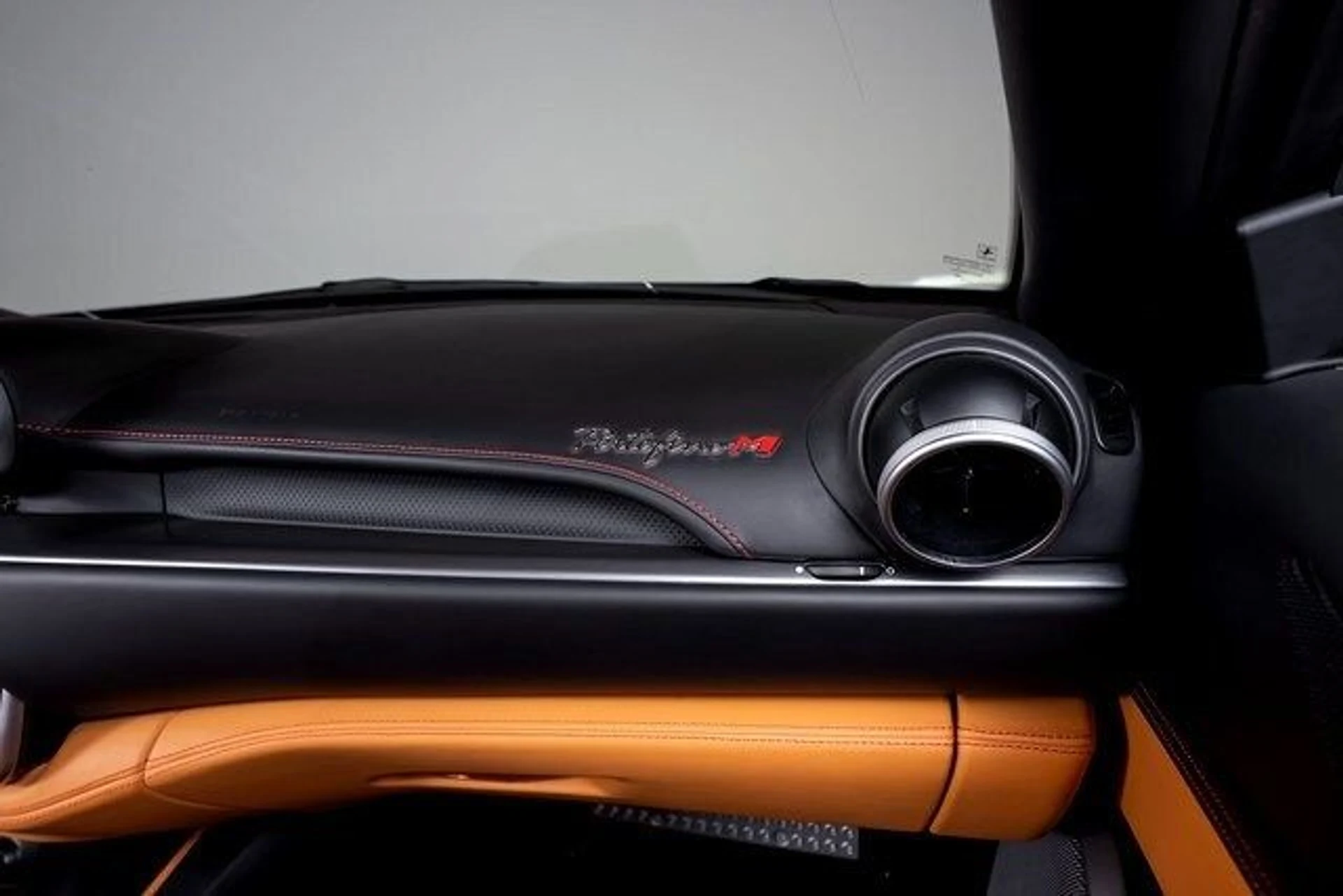 mph047_1845355212_2a98b24f9a9aa375304d0f29b2224a69x_105853d39c