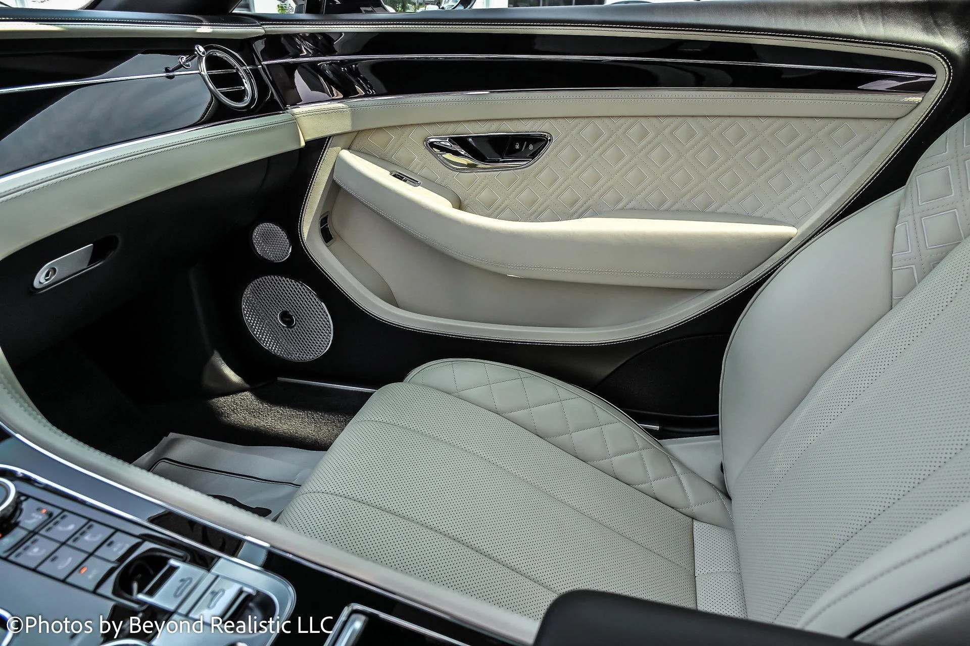 mph047_188599759_Used_2022_Bentley_Continental_GT_V8_Convertible_1754381058_10f51892e8