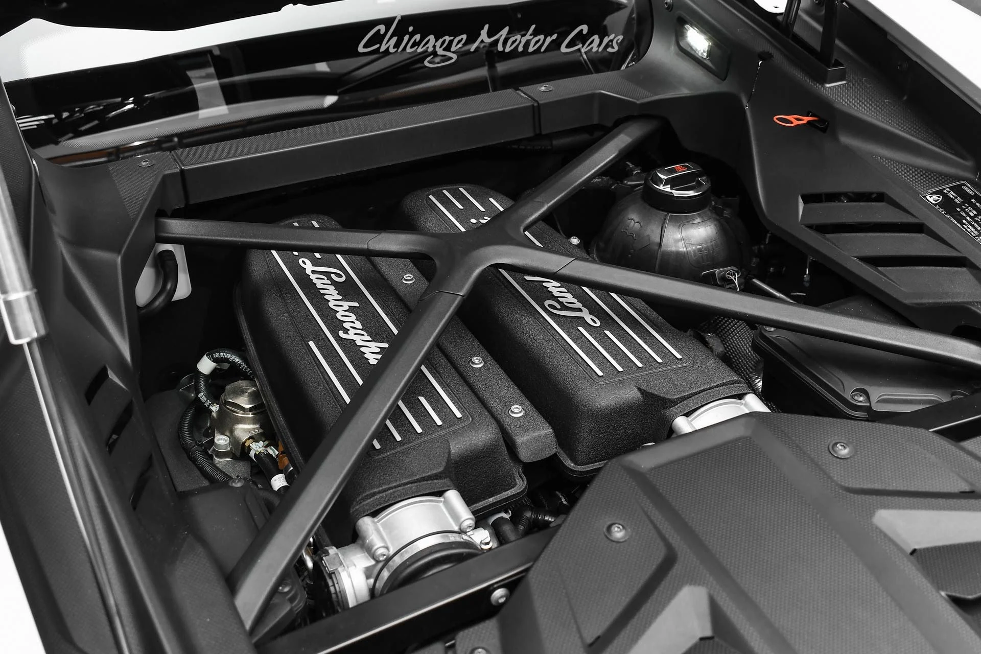 mph047_1907671029_Used_2021_Lamborghini_Huracan_EVO_1743539257_b958df231a