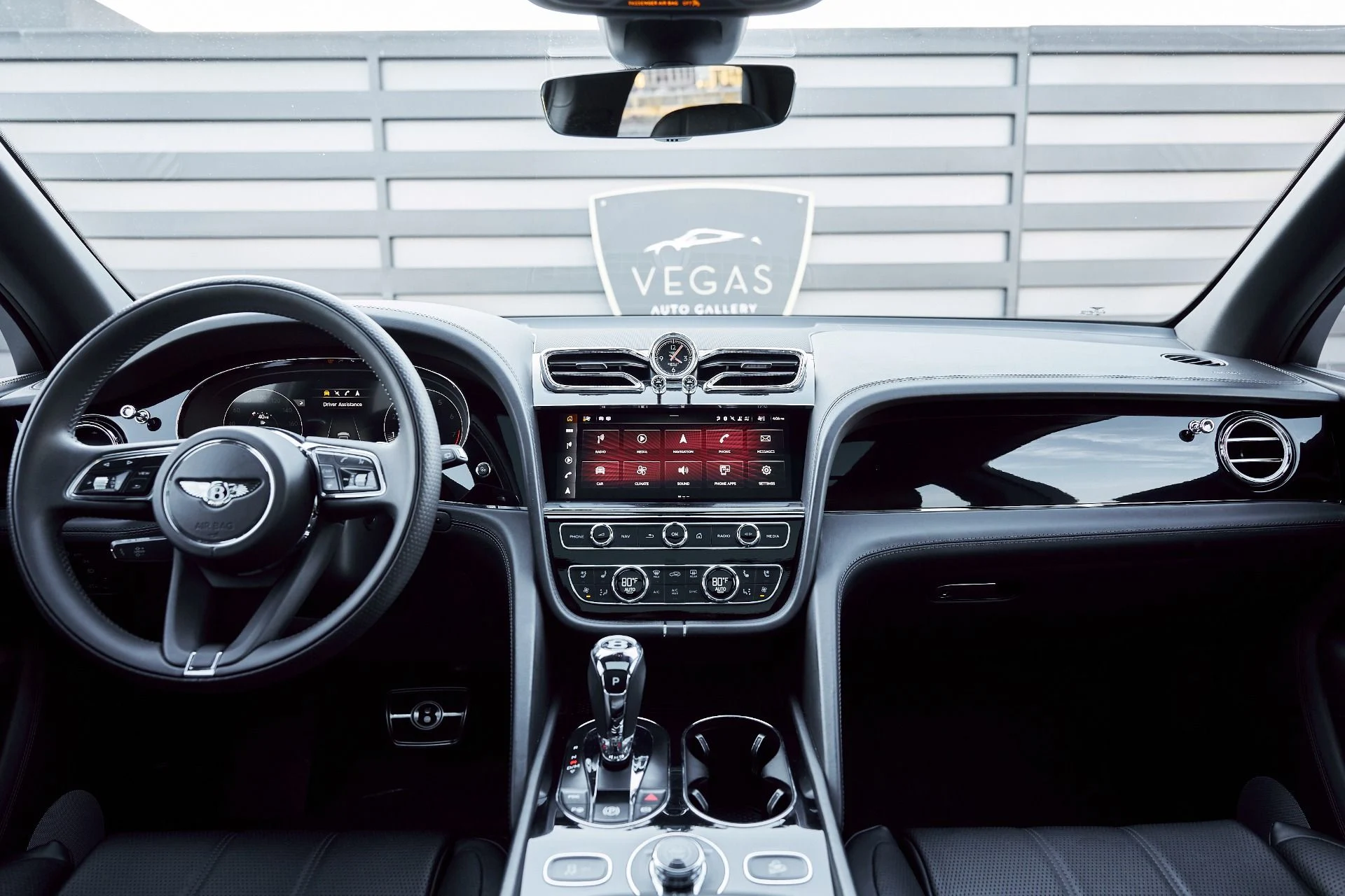 mph047_1908227523_Used_2022_Bentley_Bentayga_V8_1768246168_0668d7be2b