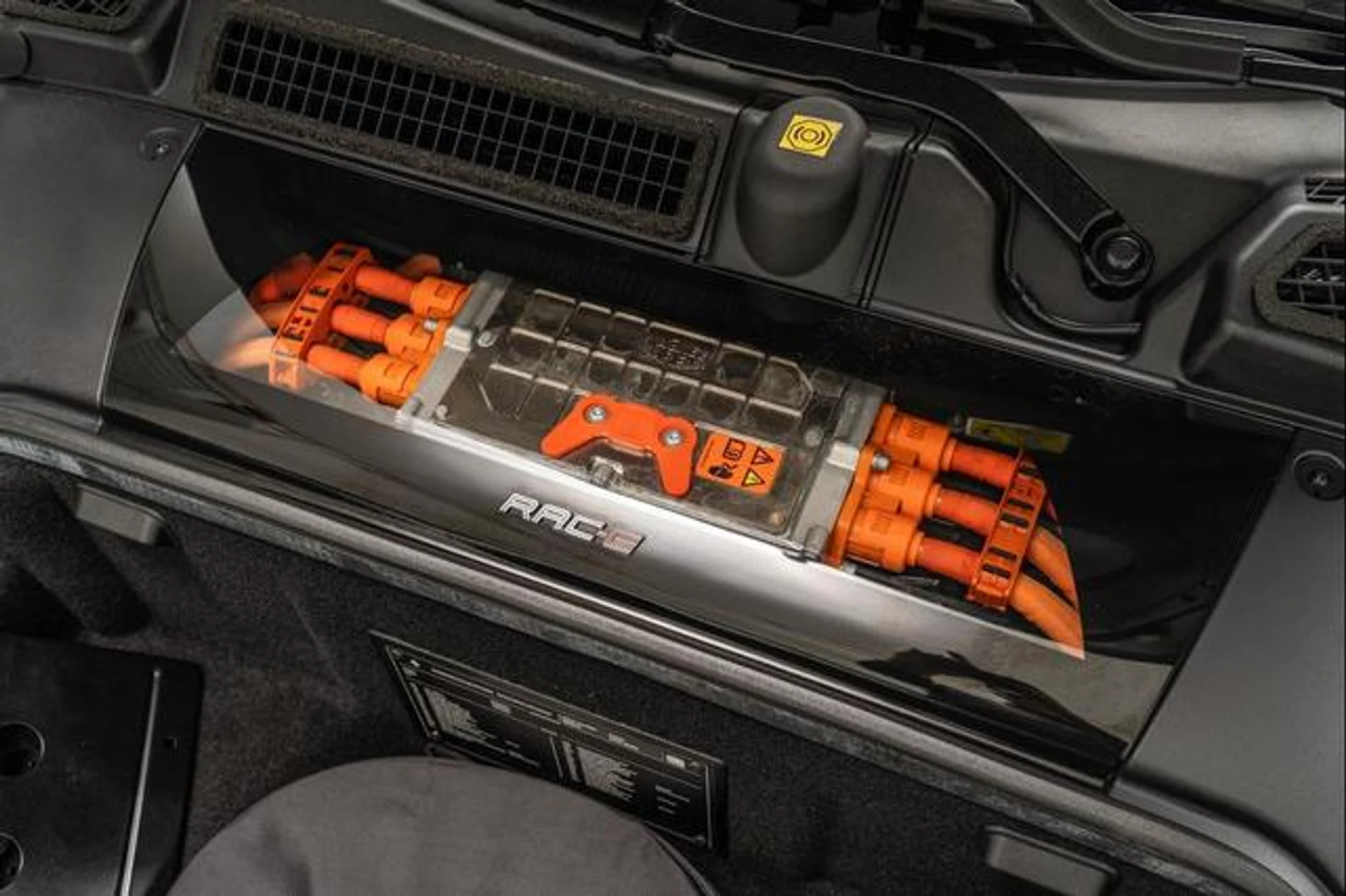 mph047_1945691728_ktq_Lfcdl_OUE_5_Bn_Zp_Scw_S2f_p_E54_207dbe6ffb