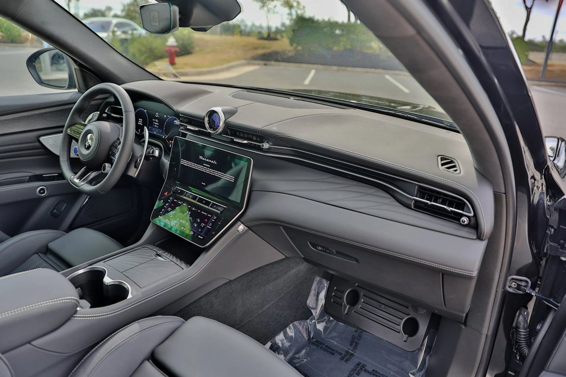 mph047_1950762807_c0049a9d29b04943bfade8780a053f83_61f1bd3001