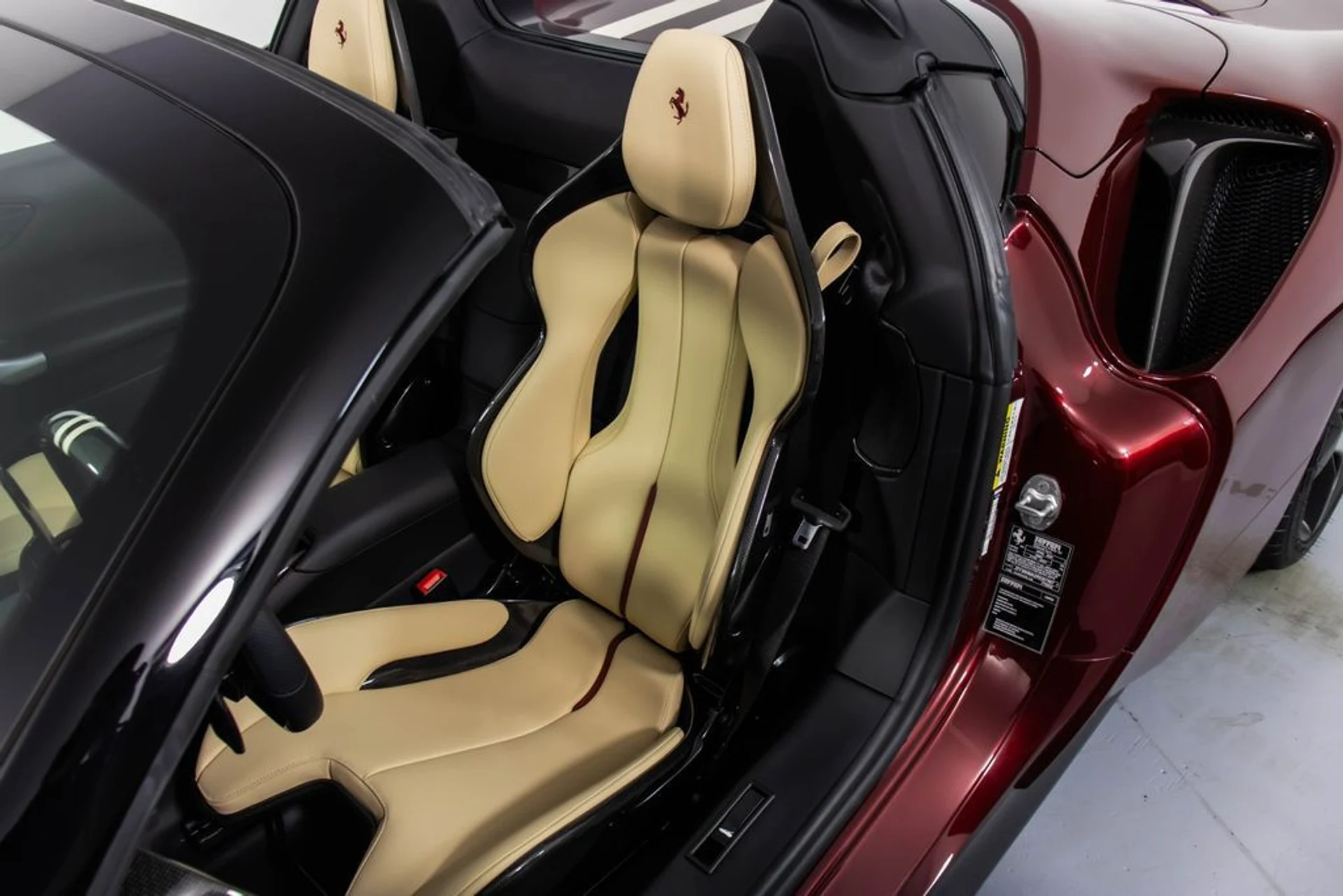 mph047_1955855517_041e52fab5cf954bca77ec7df309cdccx_2e4ab8d38f