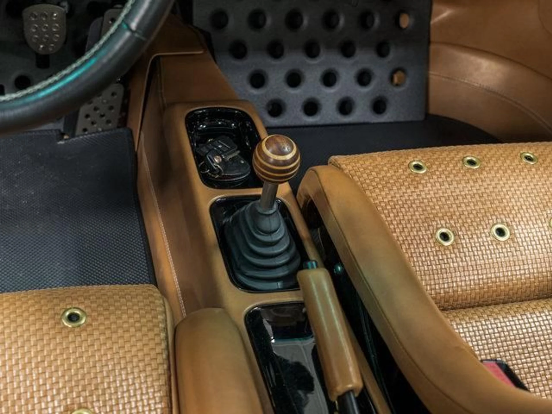 mph047_1961967374_rk_W2_p_C0c_F_Ehq879fd_Hu67z4_r_Q_8ccc03f02d