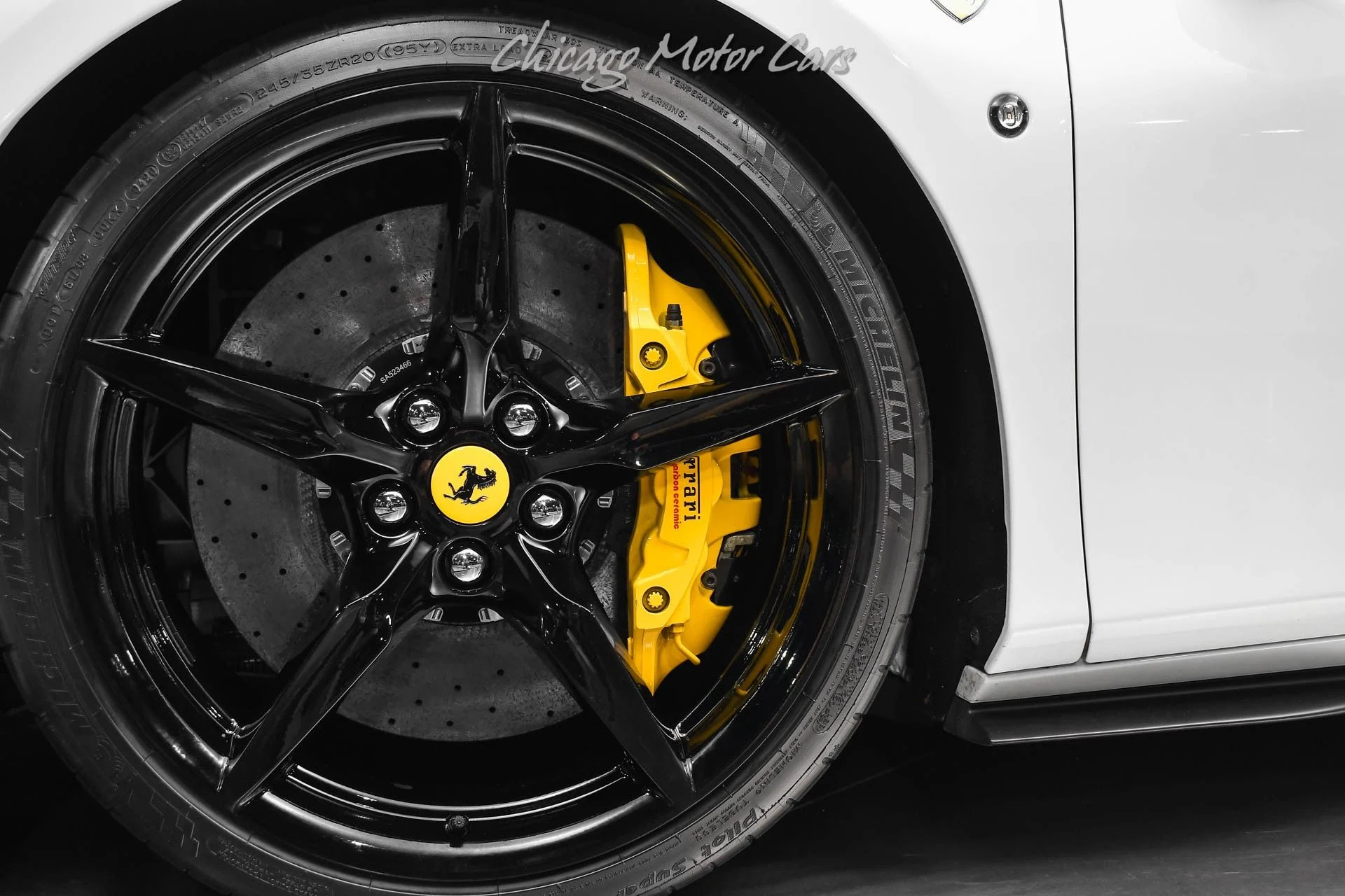 mph047_196823432_12549_p48_l_7245160100