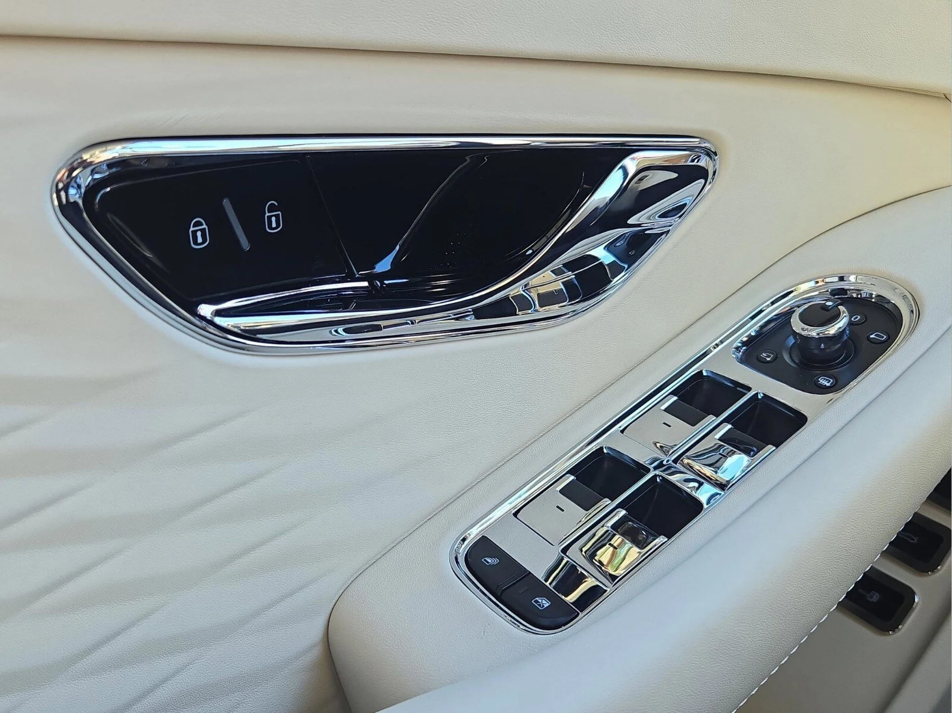 mph047_199525907_2aecd6b398bc9c5e65603ece34356e32x_3093bb2363