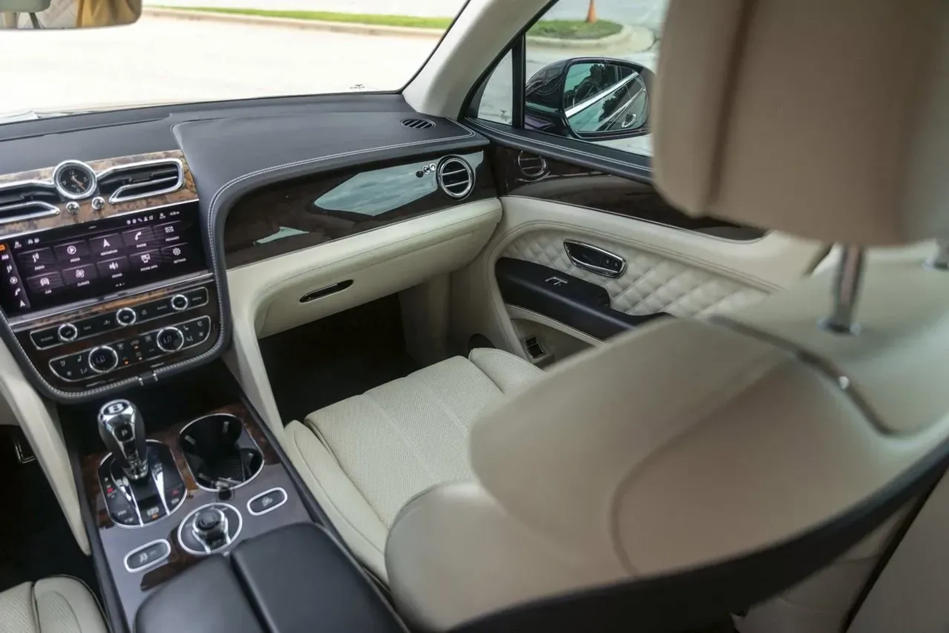 mph047_1996360129_f6ee5309cdd949efa134e4f9b928e701_f53bced038