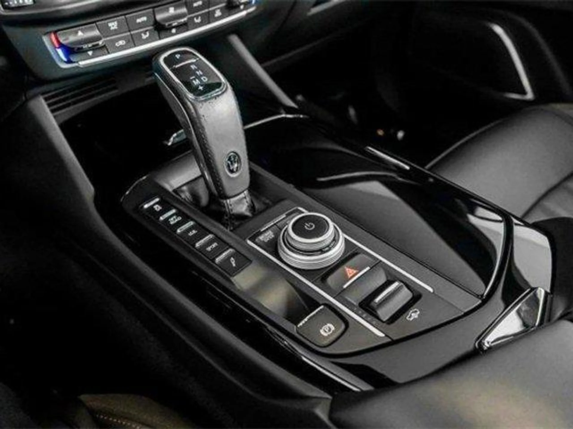 mph047_2026063128_3_B_Cc_M2_OJC_4iy8_CL_Gr_Bg_T4_He_T7_M_de8f1f6789