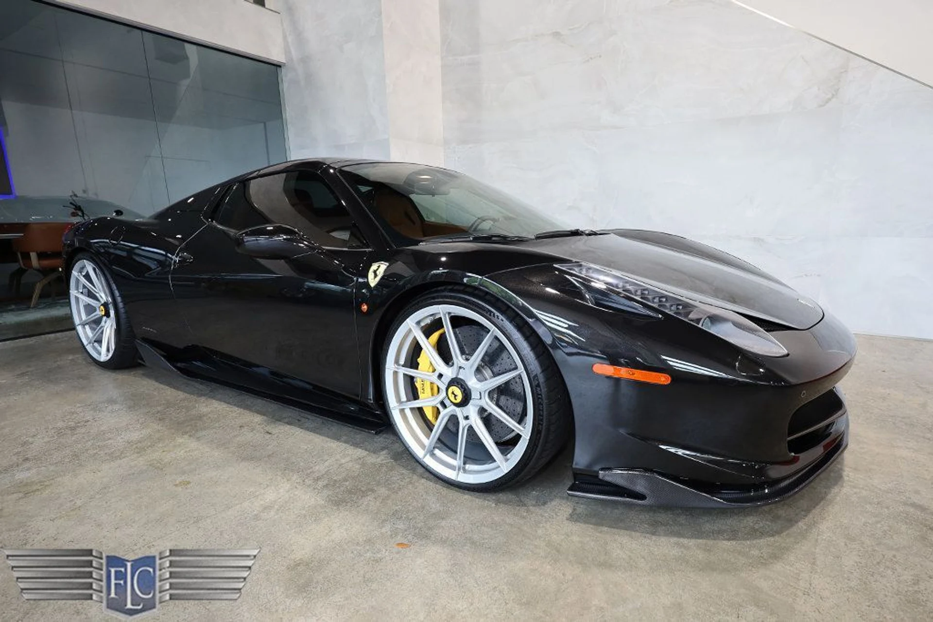 mph047_2030387356_used_2013_ferrari_458_spider_9689_23036593_48_1024_ad39fbdc57