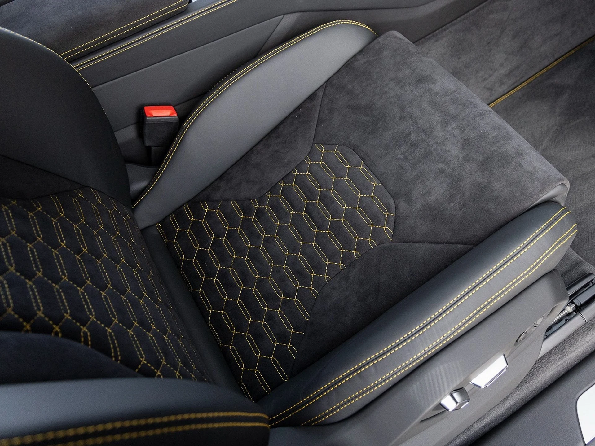 mph047_2040210421_48_f8b8180e70