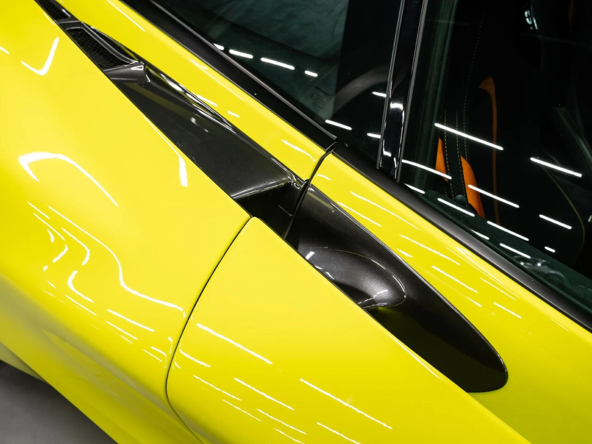 mph047_204928322_mclaren_720s_2018_3fb8390df5