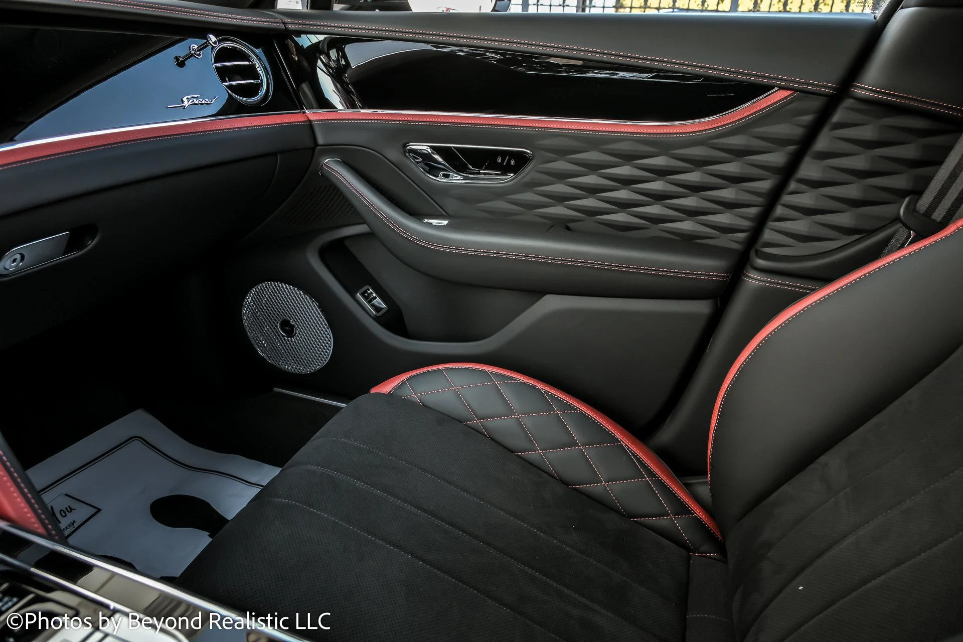 mph047_2110208822_Used_2024_Bentley_Flying_Spur_Speed_1767260404_7356f98b24