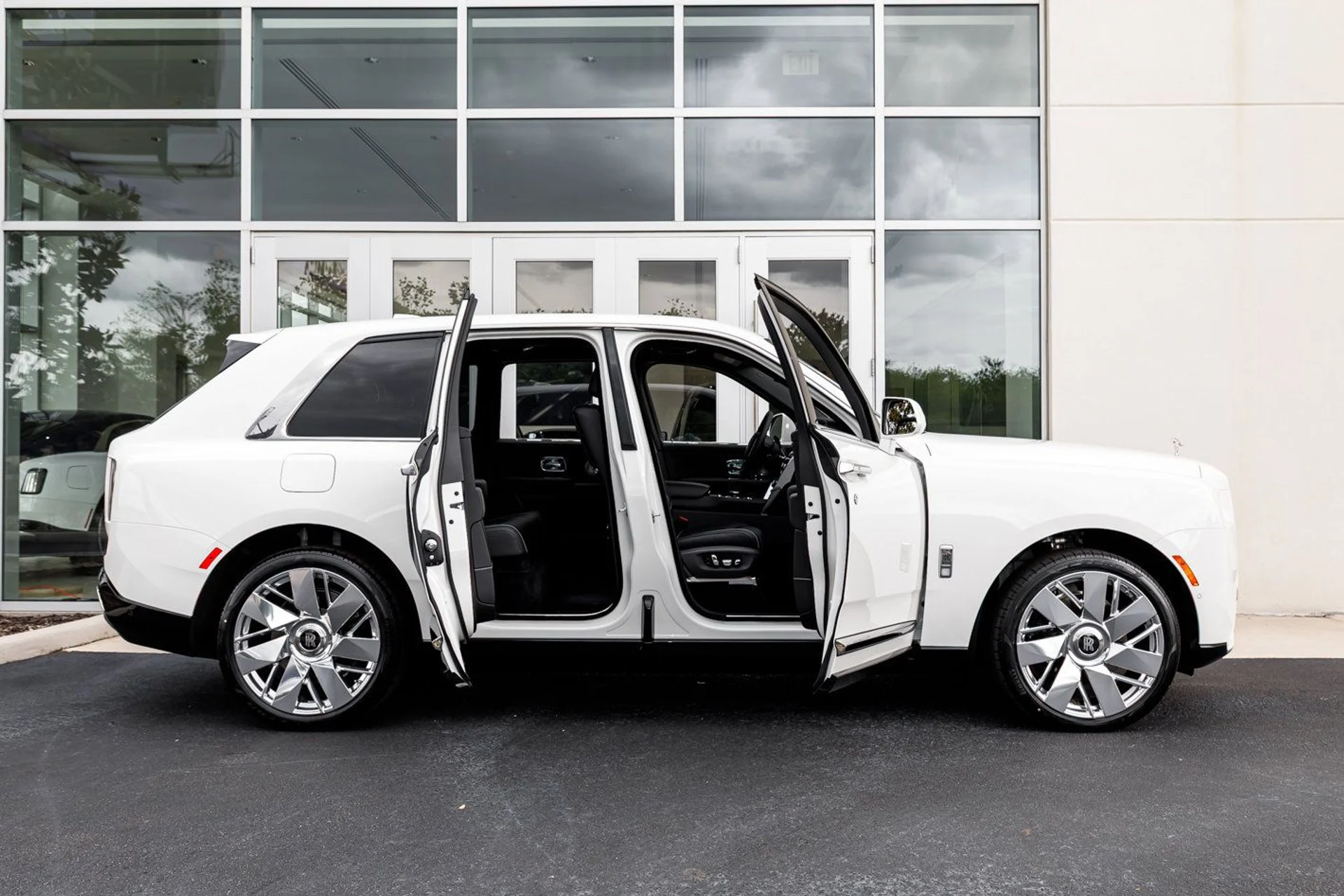 mph047_2115137837_b4eb0cc079a9076e579e95a07ef774dax_0208046970