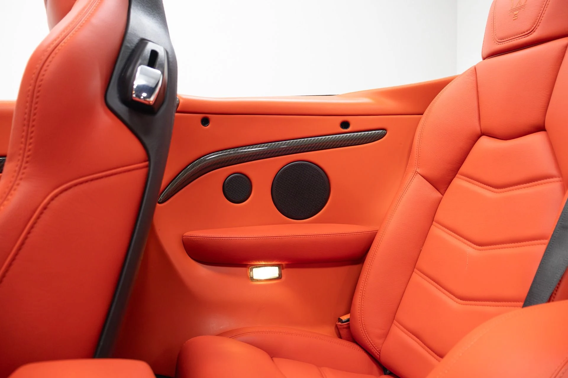 mph047_2115834253_Used_2018_Maserati_Gran_Turismo_1761598740_0f924ea7a9