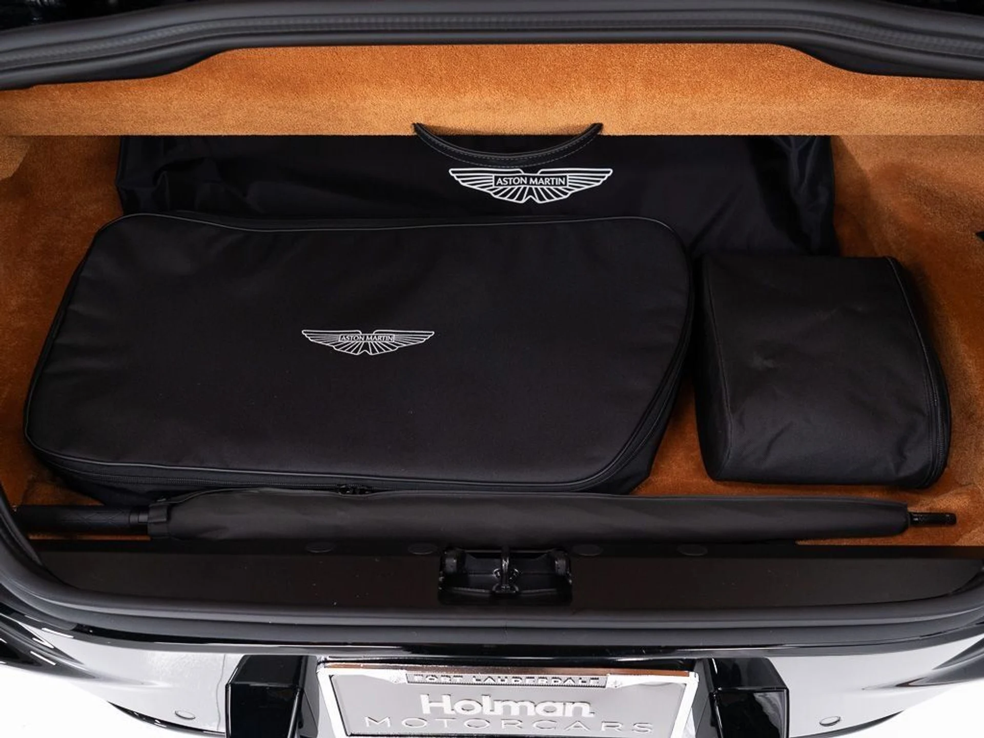 mph047_2117621432_4a2ed7d95f8c164e867fba88087aa37c_45971b79a9