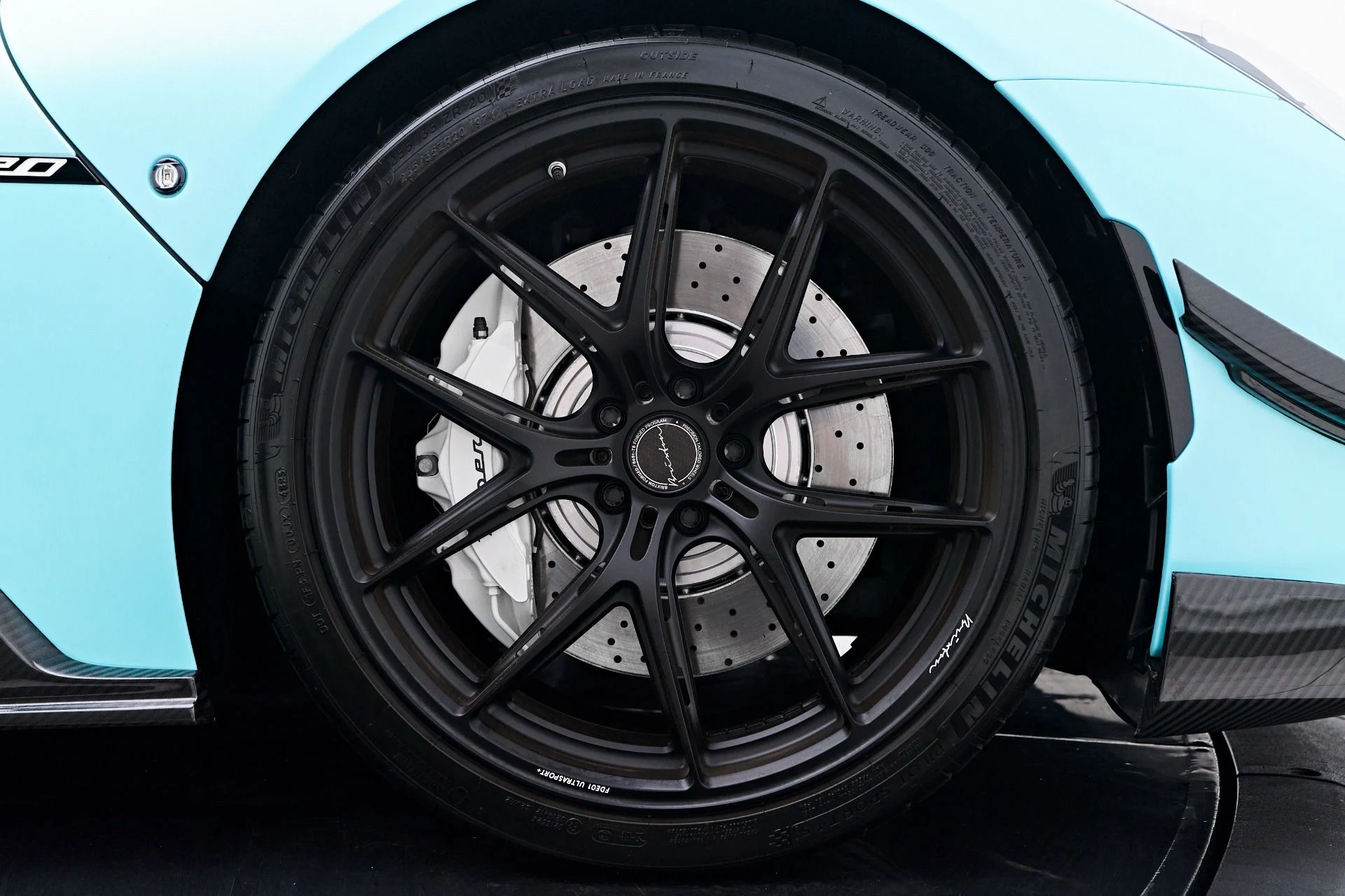 mph047_212509938_Used_2023_Maserati_MC_20_Base_1753214645_c84830aad0