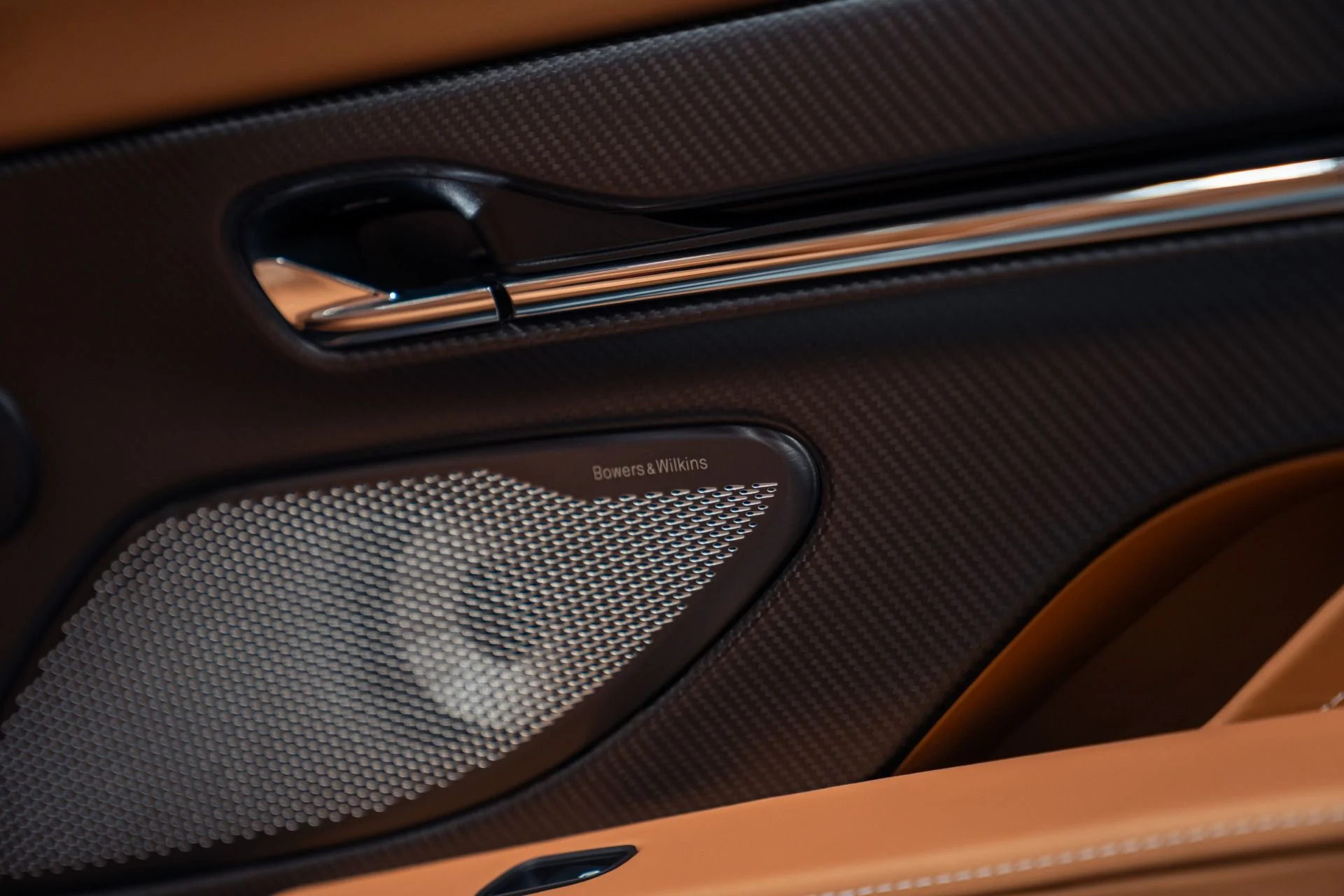 mph047_2174884592_Used_2026_Aston_Martin_DB_12_S_Volante_MASSIVE_426995_Original_MSRP_1787344012_29a7fb342f