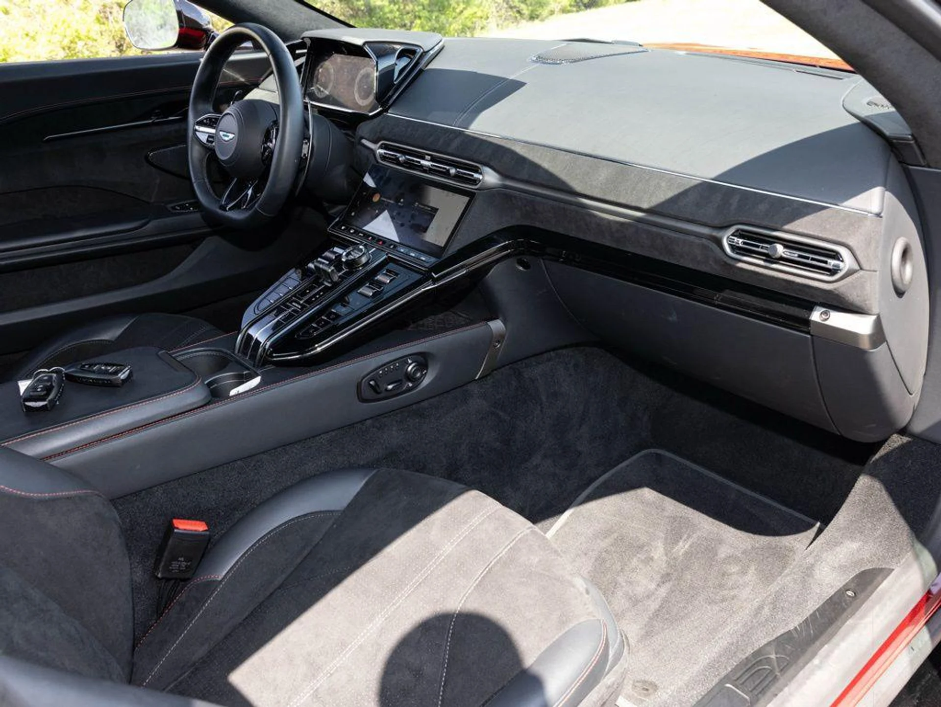 mph047_2190937539_504556717_69c7d5e9be5600699b47200b_608b514c11