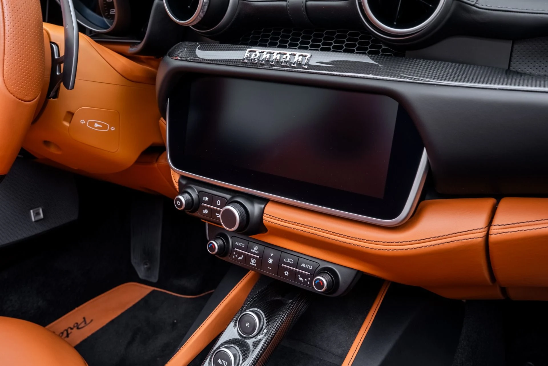 mph047_2195633249_Used_2020_Ferrari_Portofino_1772051458_6408ab430f