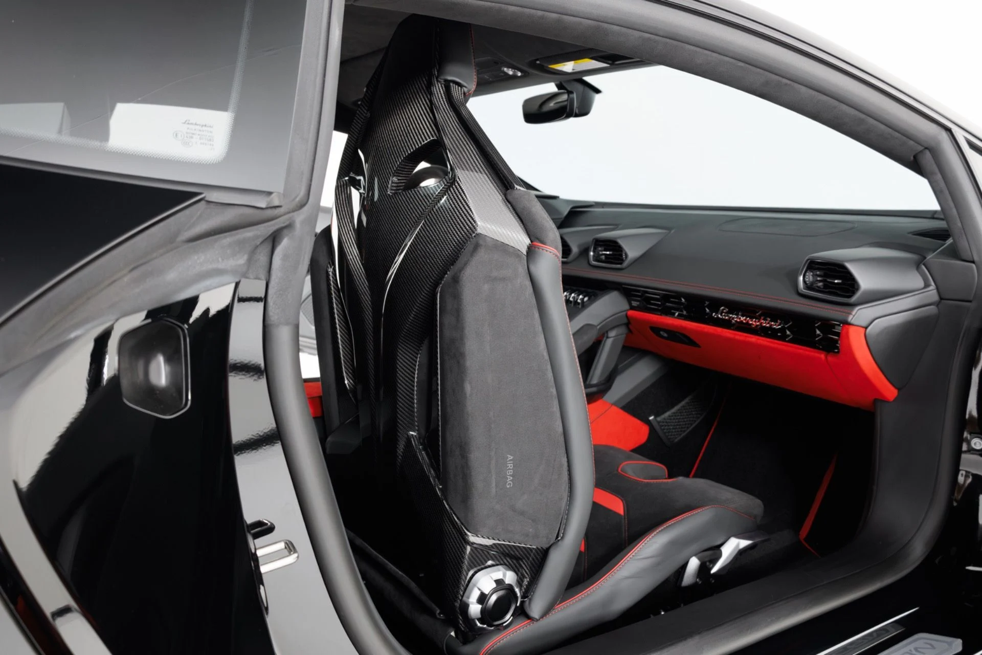 mph047_220407007_Used_2023_Lamborghini_Huracan_EVO_1790005632_794b2d7d60