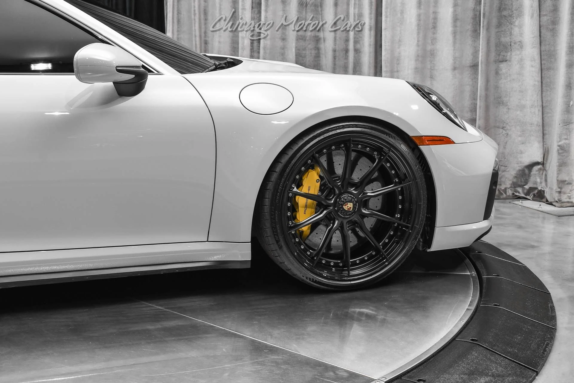 mph047_2217927005_10645_p48_l_ec8bd5c449