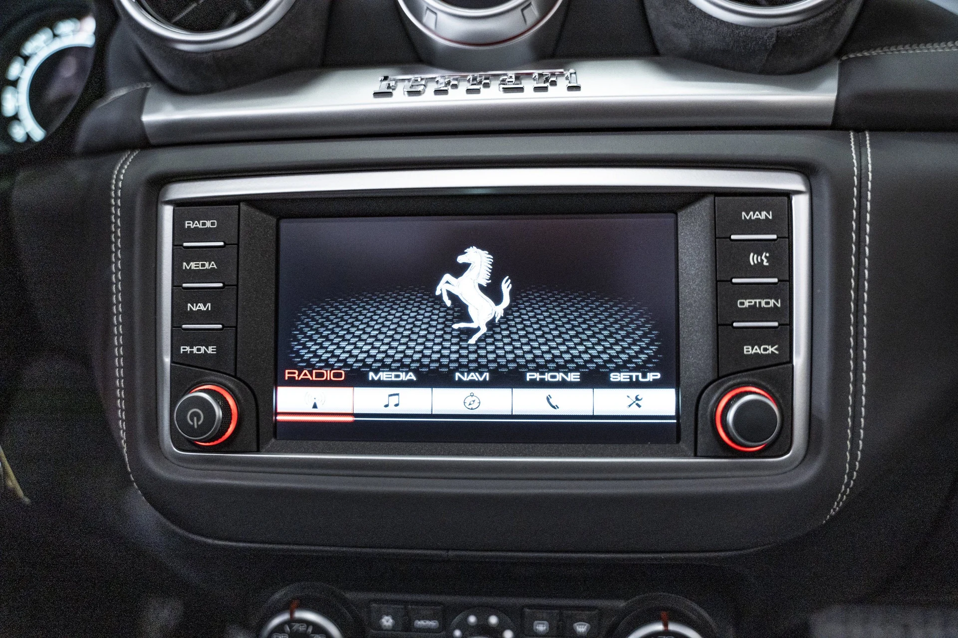 mph047_2230658438_13f00b2606744230852bb973a62eee12_09fb911e41