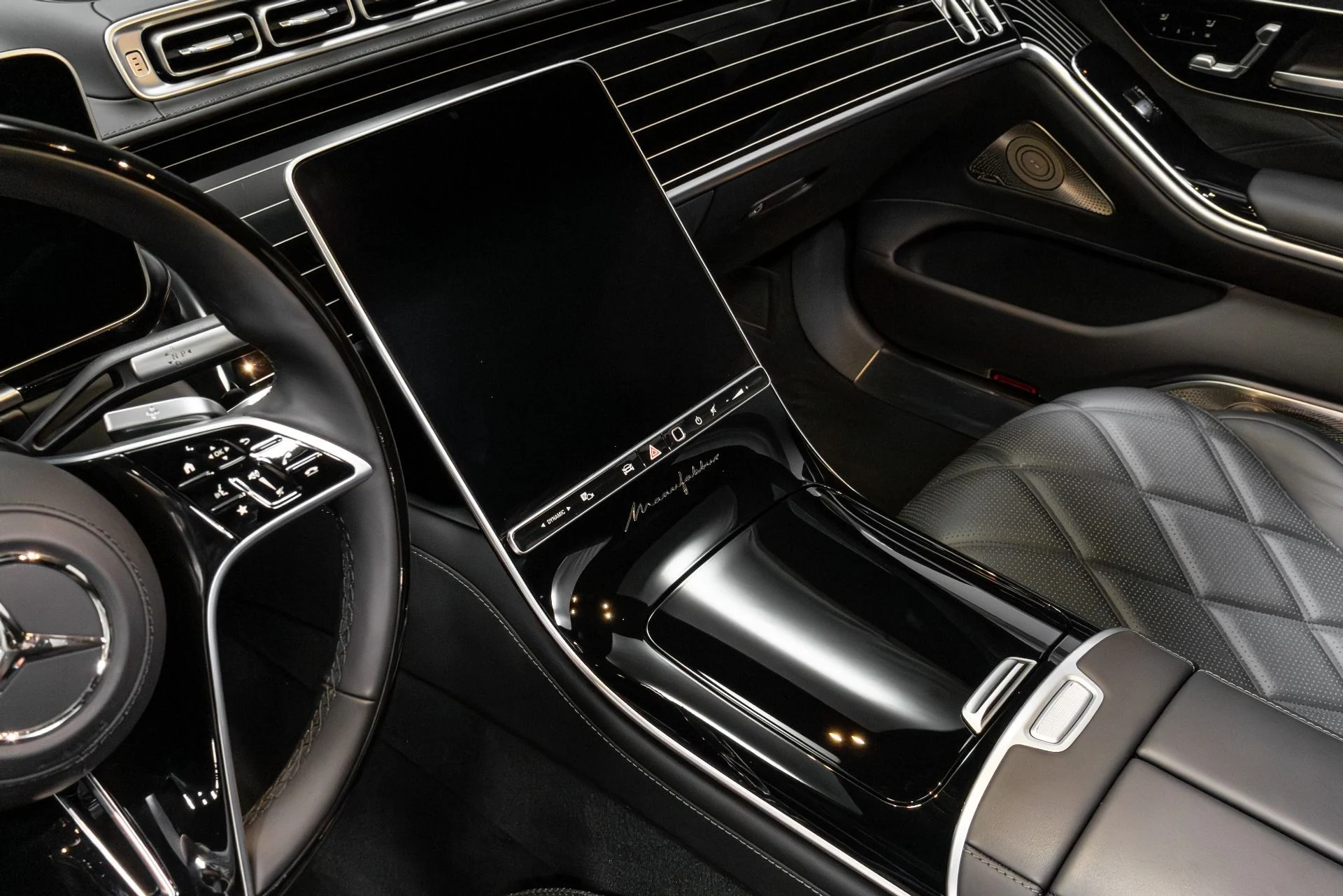 mph047_2253884914_Used_2024_Mercedes_Benz_S_Class_Maybach_S_680_4_MATIC_1764625509_7cad554865