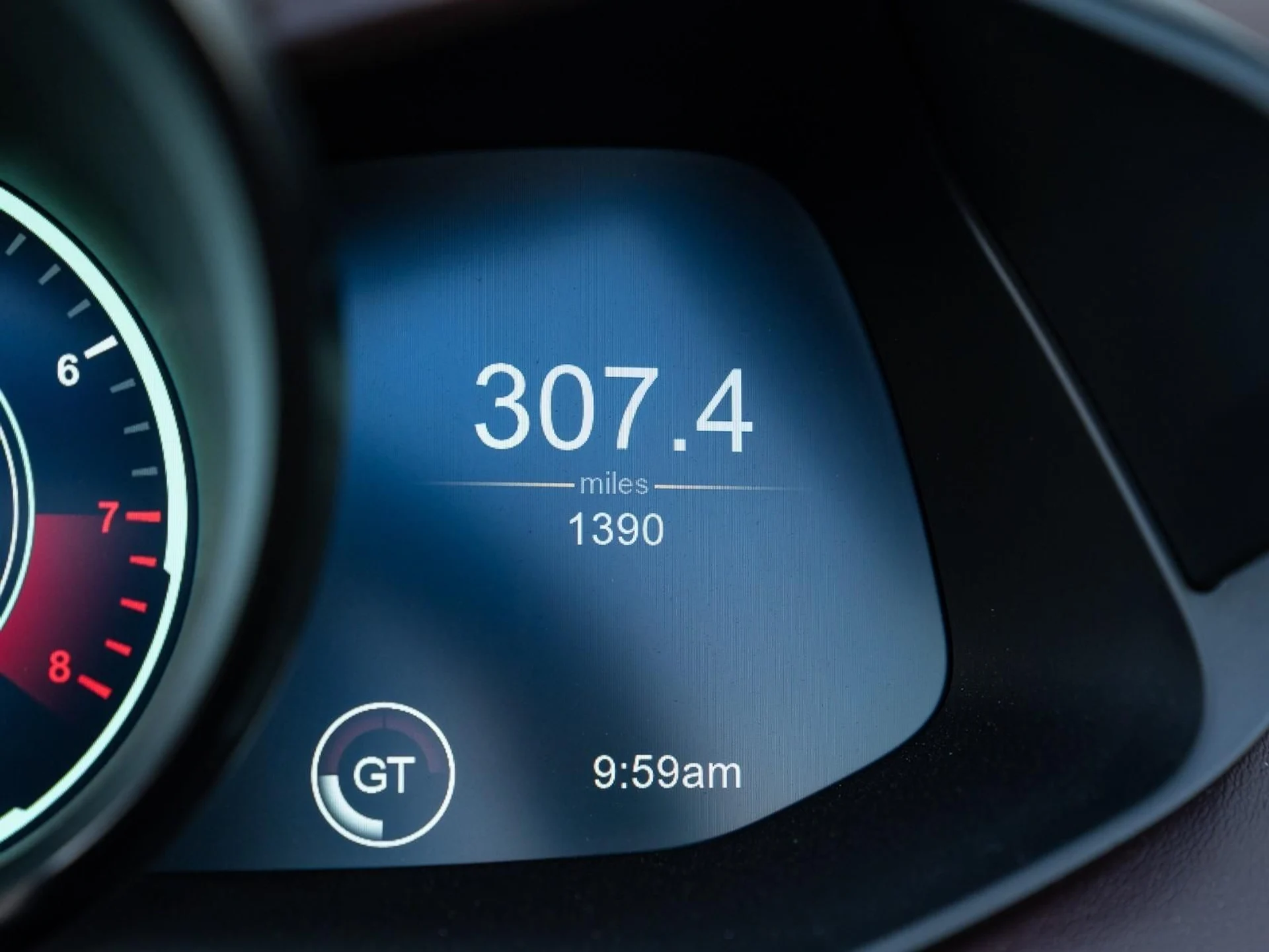 mph047_2288231618_Used_2020_Aston_Martin_DBS_Superleggera_1761685644_ddbee1c4ab