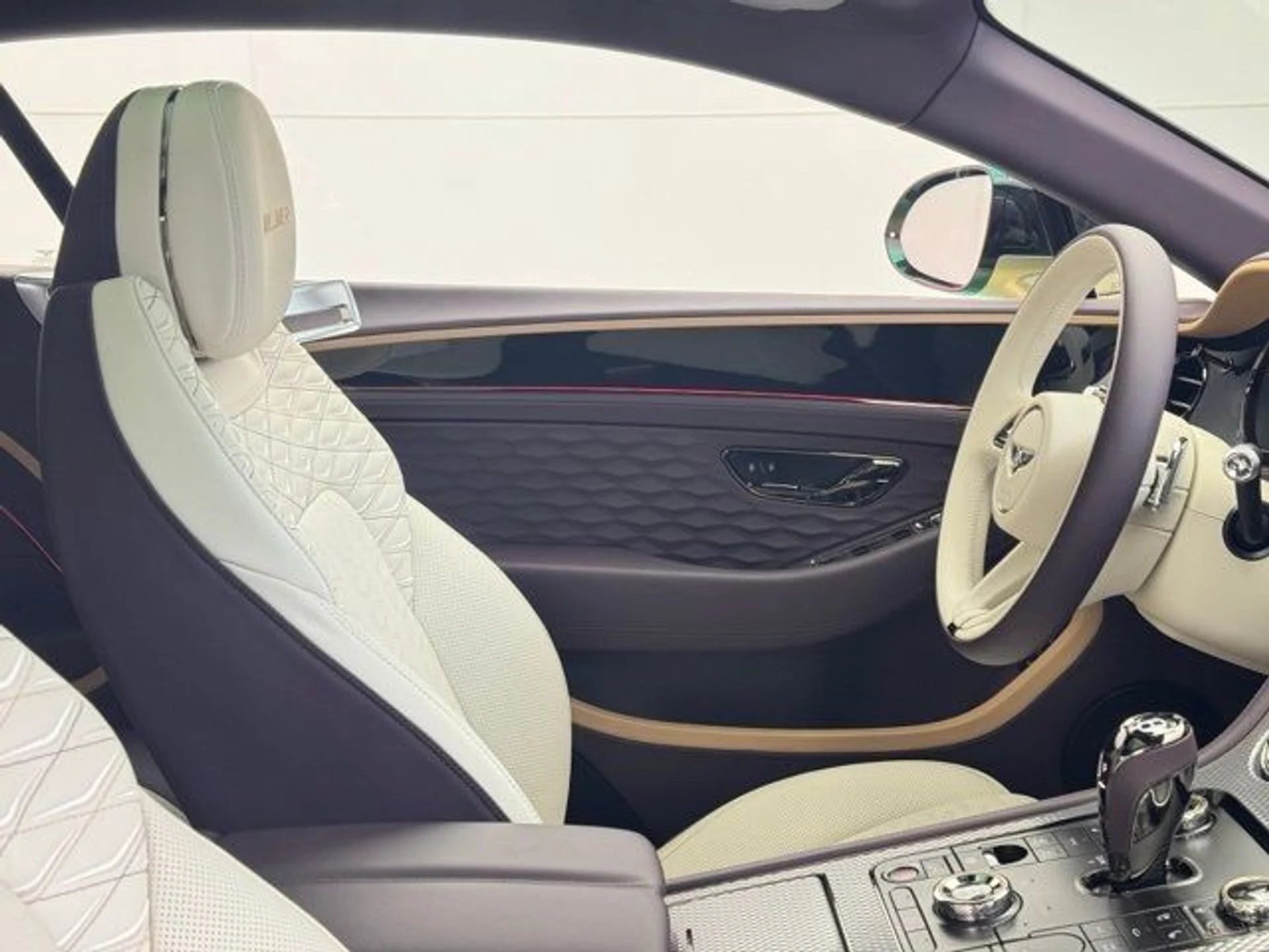 mph047_2289633134_2inoqf3jpkwwlakl9rc7z8o1f00q_221c444354