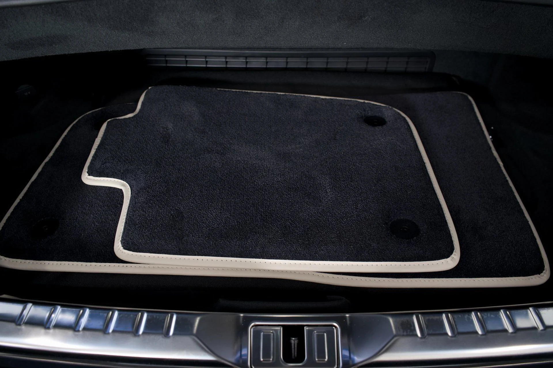 mph047_2294490740_939b49a0e904428e751c866e1f45b866_16f36892f4