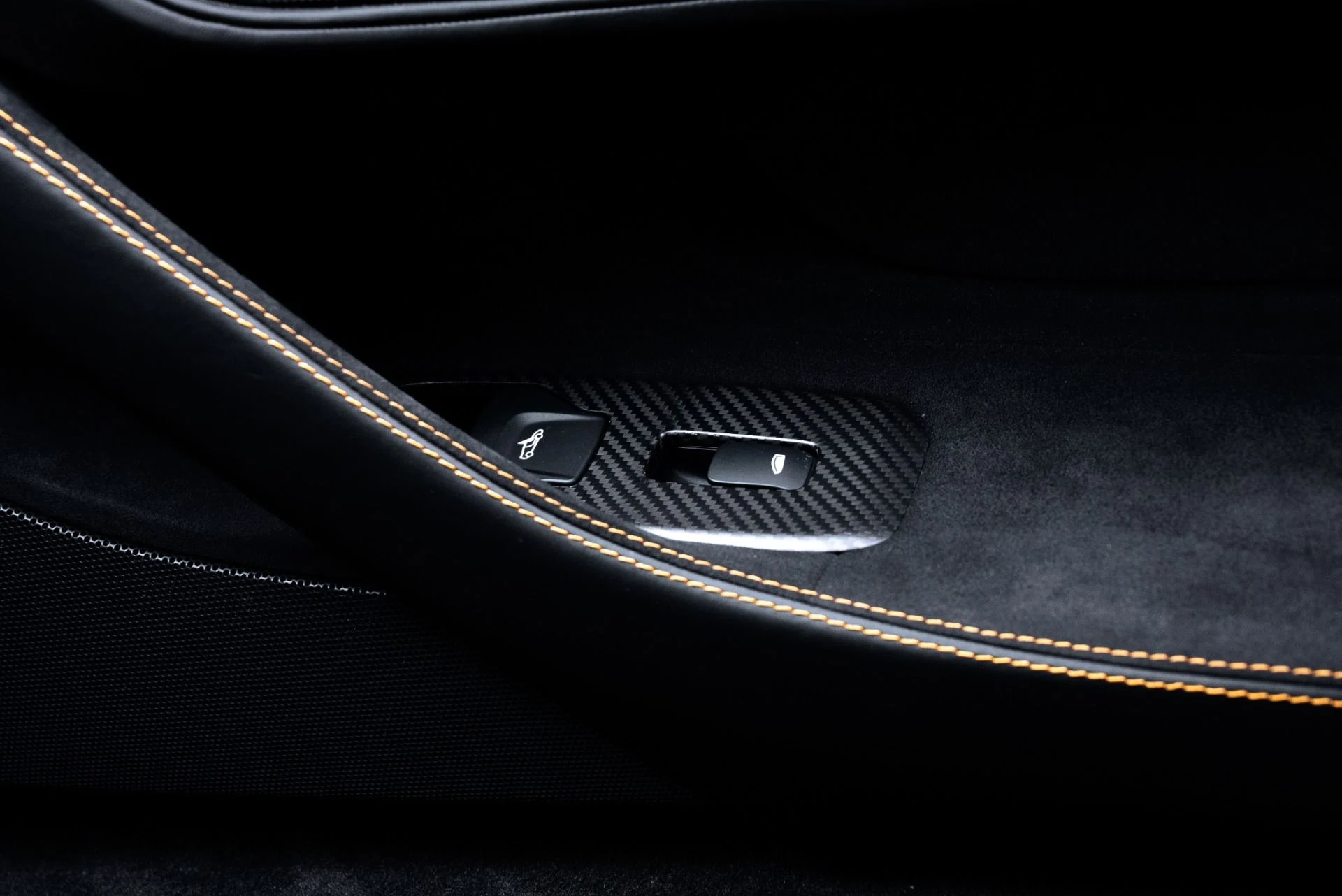 mph047_2299630352_Used_2019_Mc_Laren_570_S_1774648800_ef78211f42