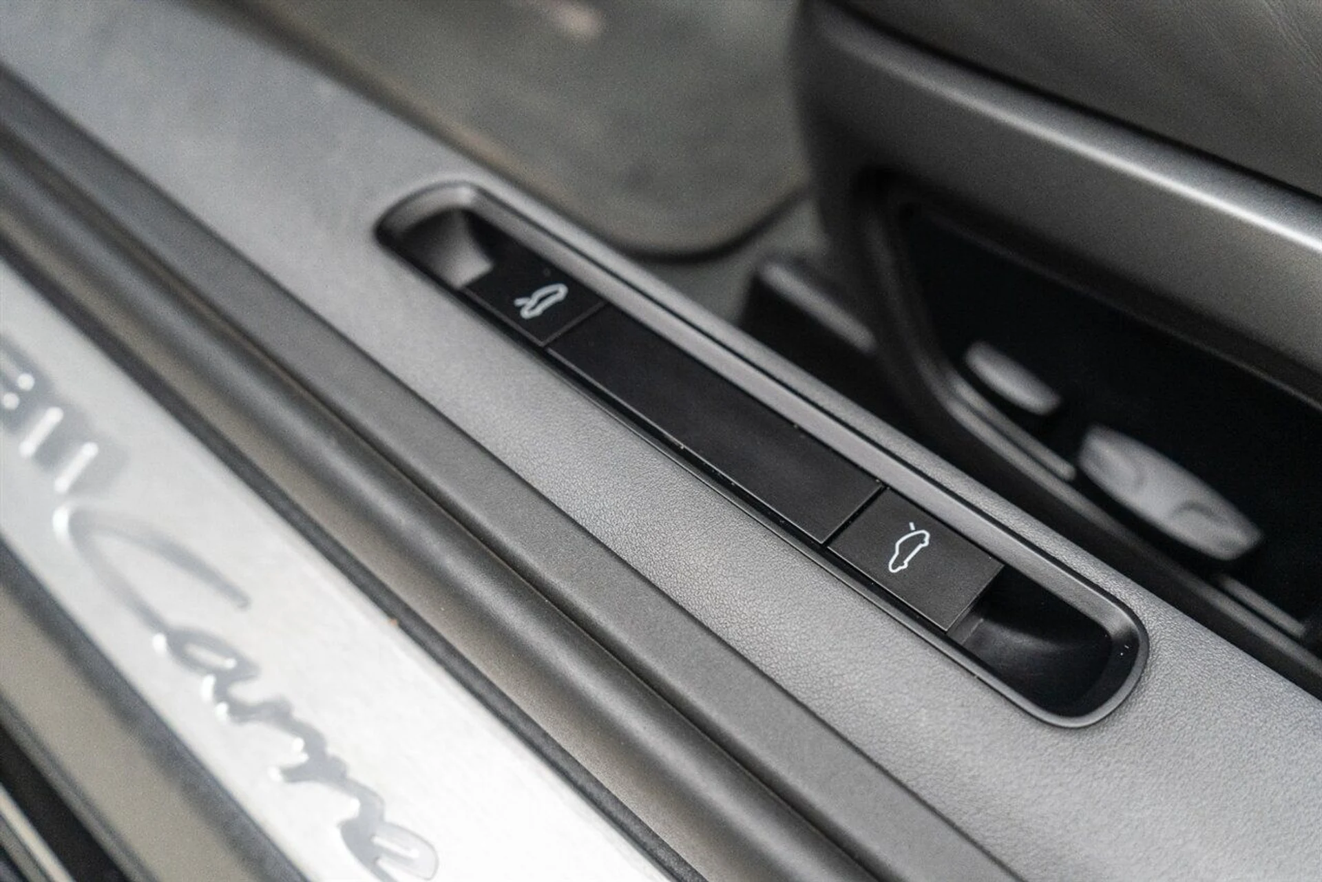 mph047_2307776739_b608dcb987_1280_89375d4043